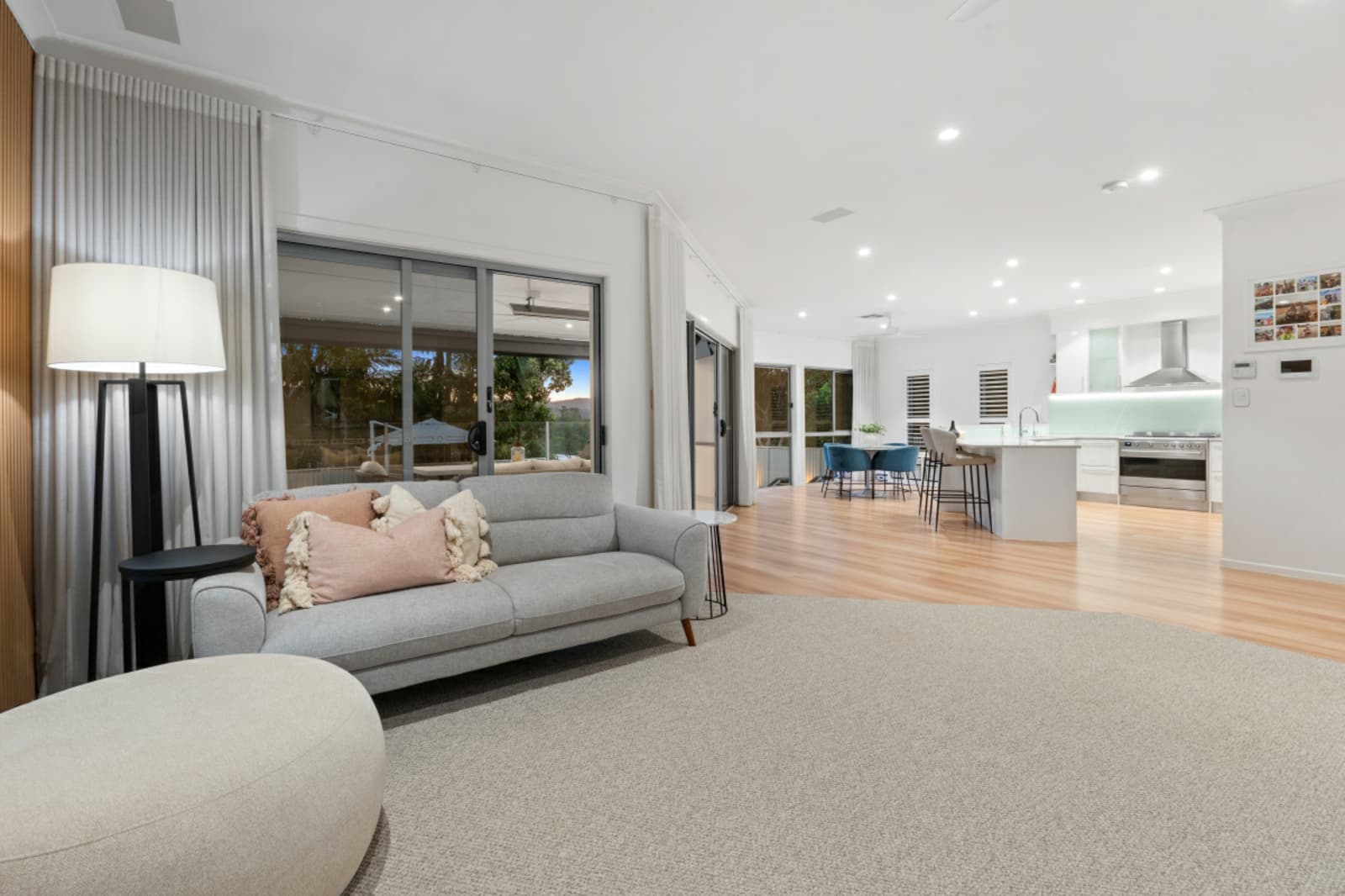 12 Finnagin Drive,Bonogin, Bonogin - Thumbnail 4