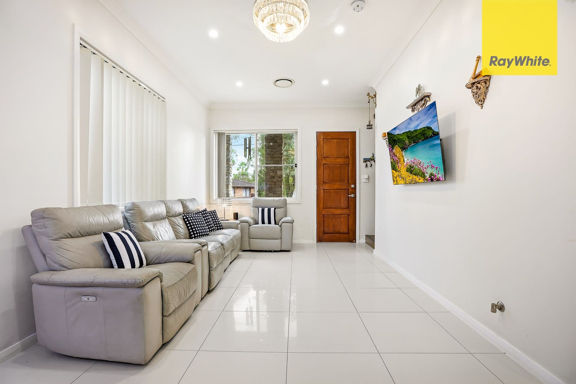 2 Winsford Avenue, Hebersham NSW 2770, Hebersham - Thumbnail 2