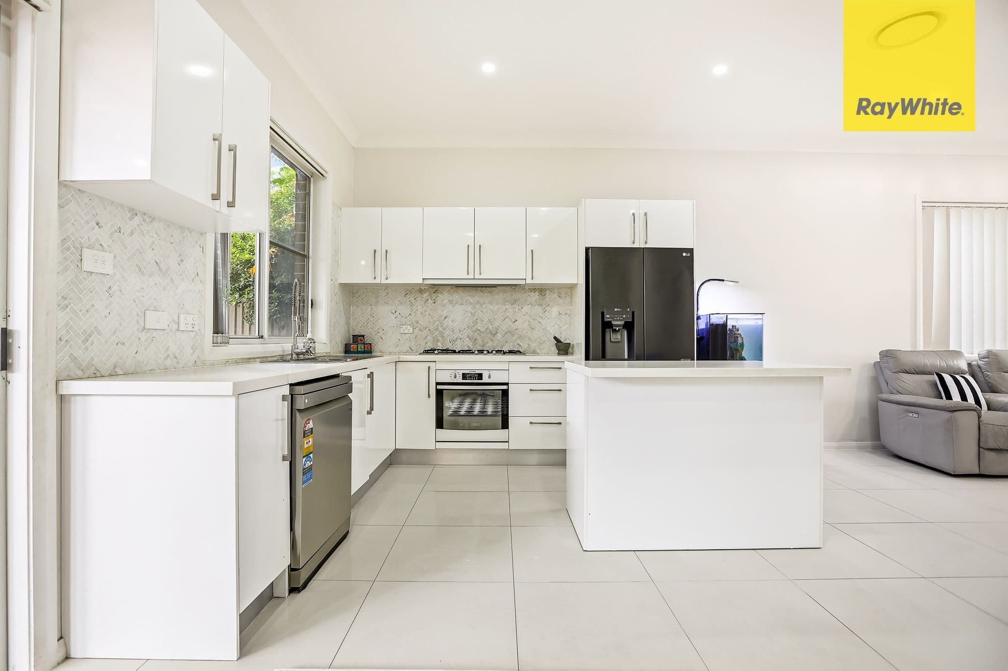 2 Winsford Avenue, Hebersham NSW 2770, Hebersham - Thumbnail 6