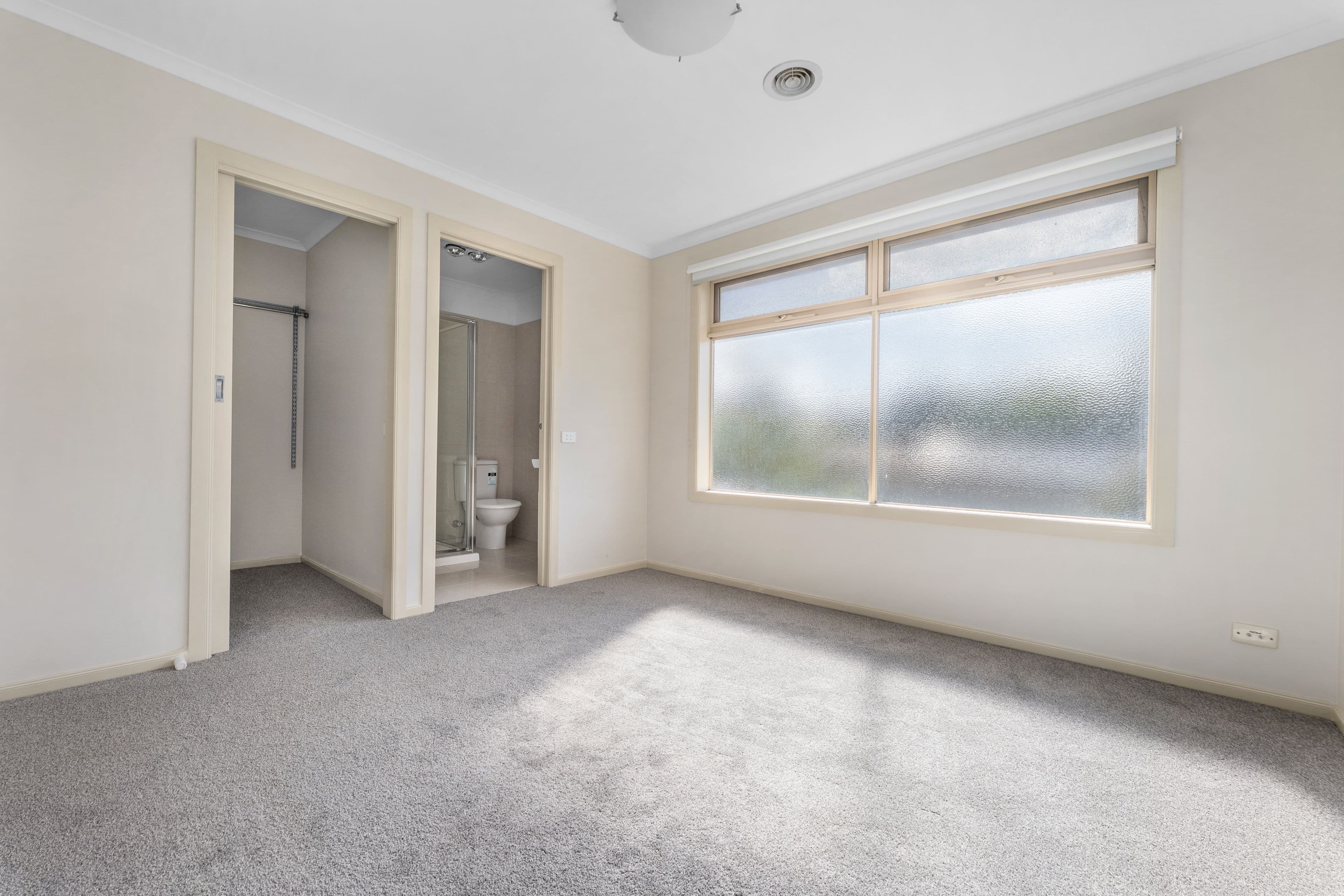 10 Lorraine Street, Frankston VIC 3199, Frankston - Thumbnail 5
