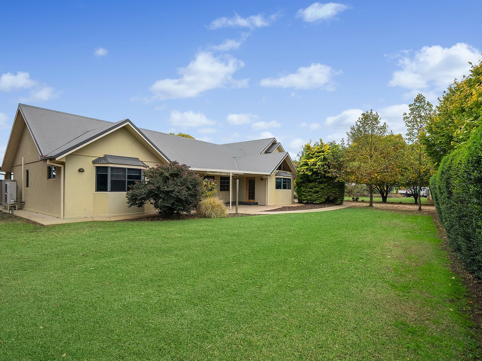 45 Jackson Road,Leeton, Leeton - Thumbnail 2