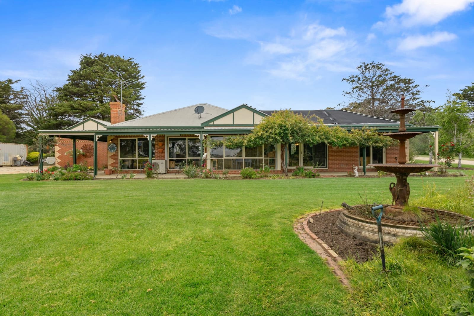 240 Whites Road,Mount Duneed, Mount Duneed - Image 1