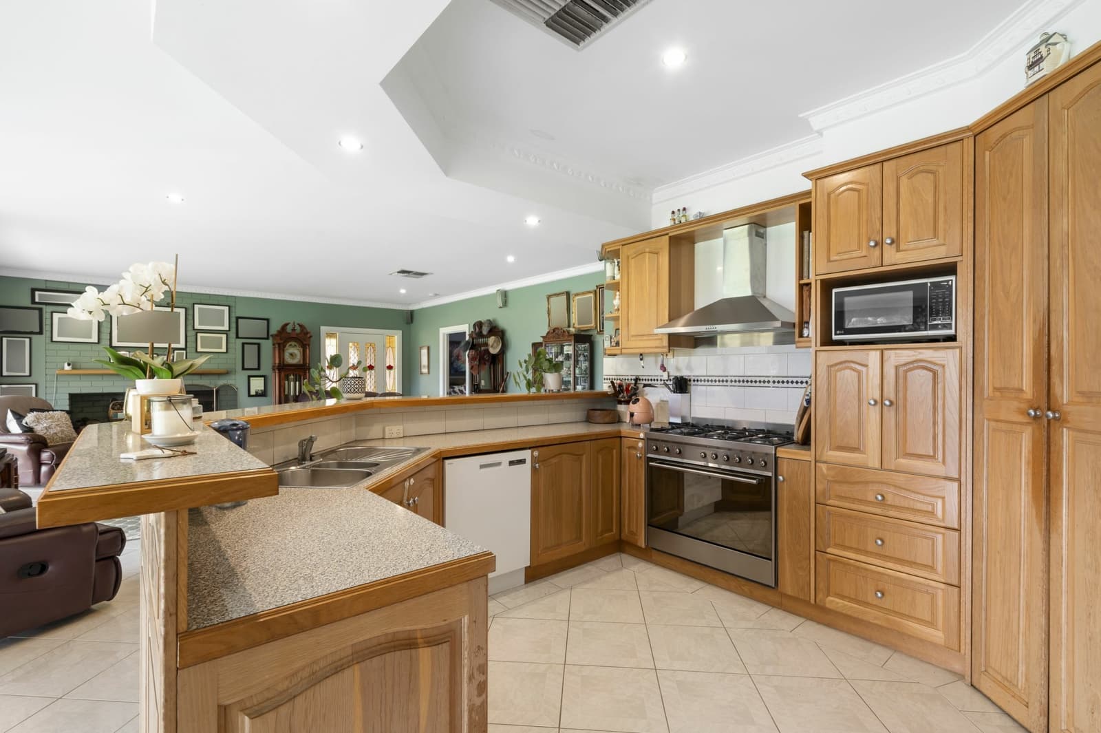240 Whites Road,Mount Duneed, Mount Duneed - Thumbnail 5