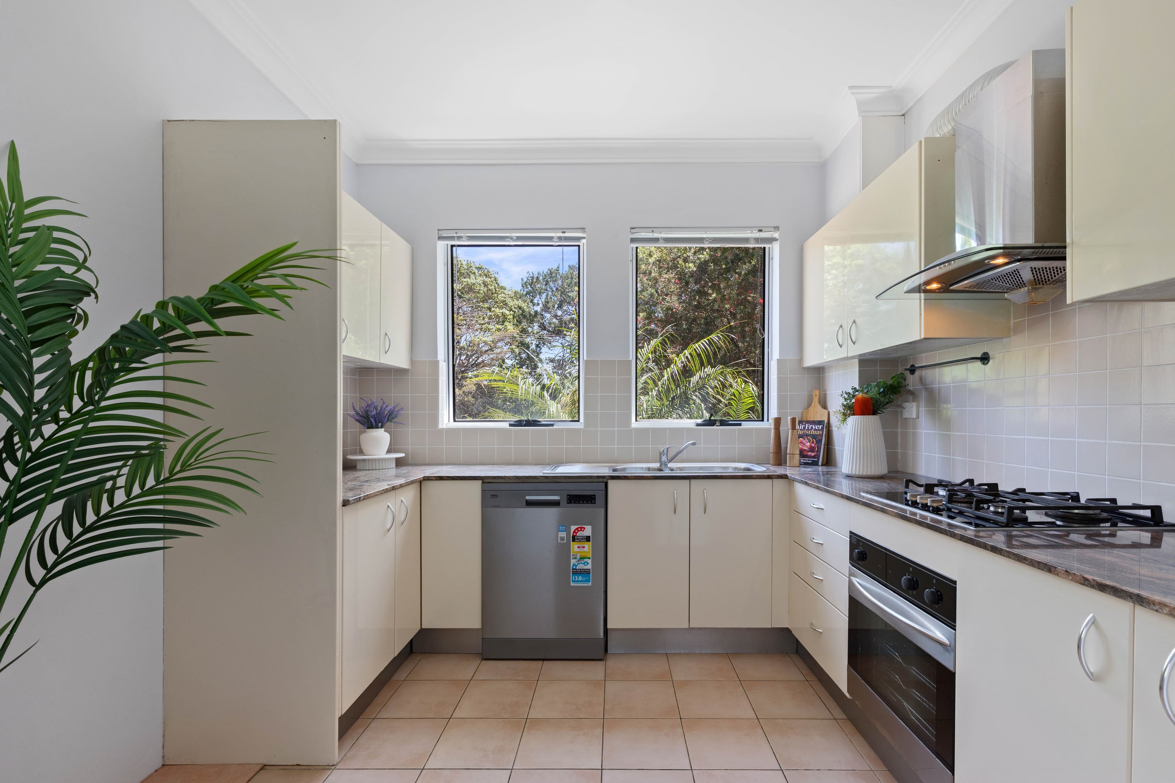 15 Gordon Street, Hurstville NSW 2220, Hurstville - Thumbnail 4