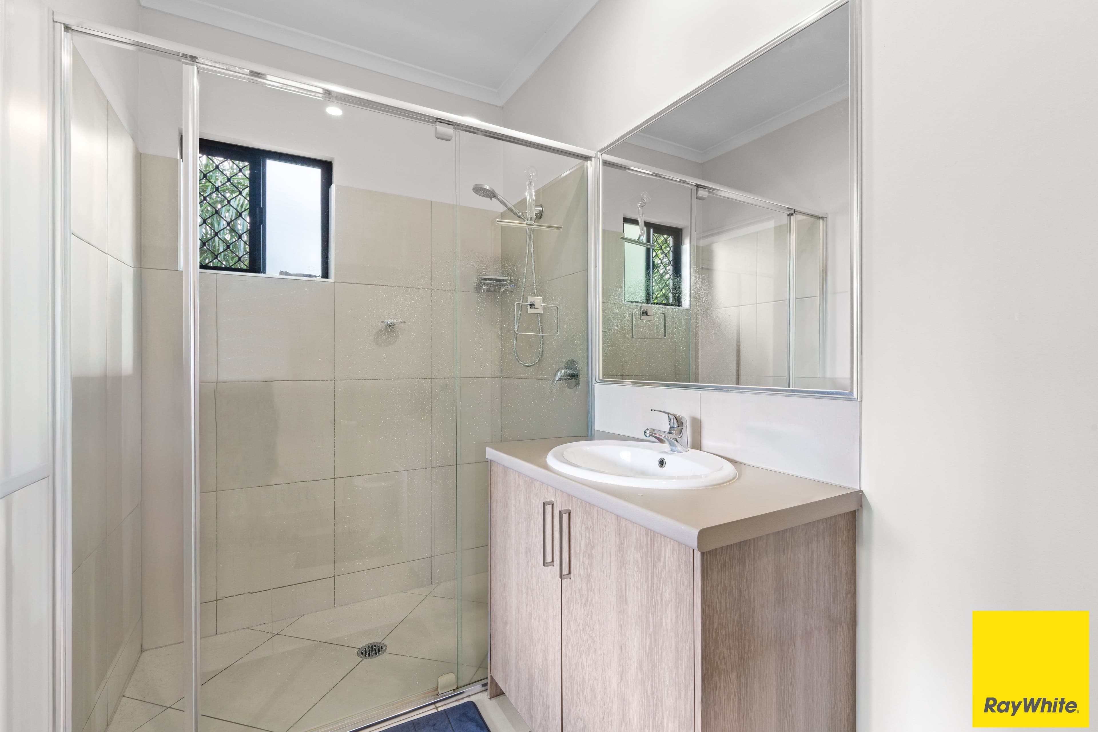 9 Mintaro Crescent, Woree QLD 4868, Woree - Thumbnail 6