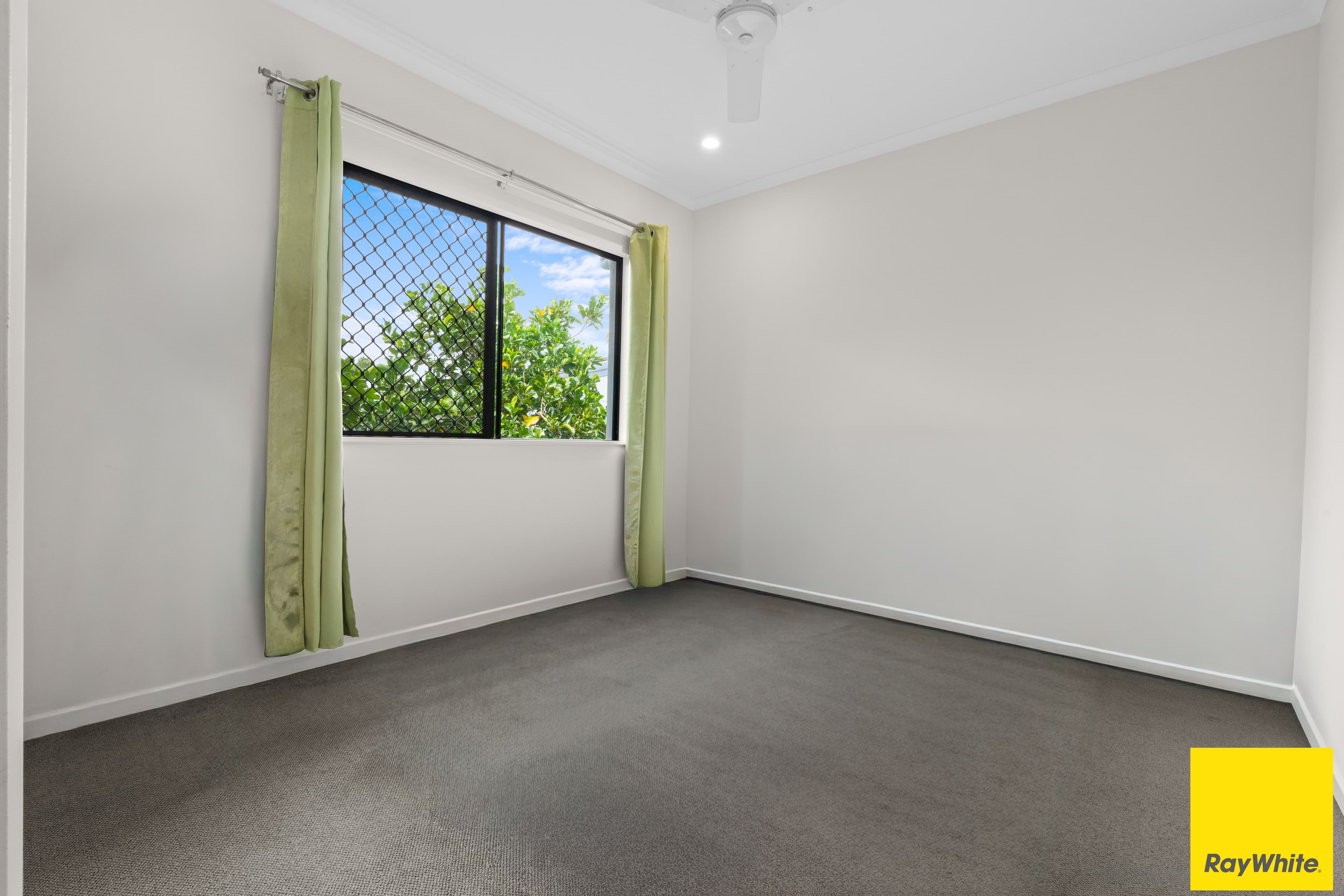 9 Mintaro Crescent, Woree QLD 4868, Woree - Thumbnail 7