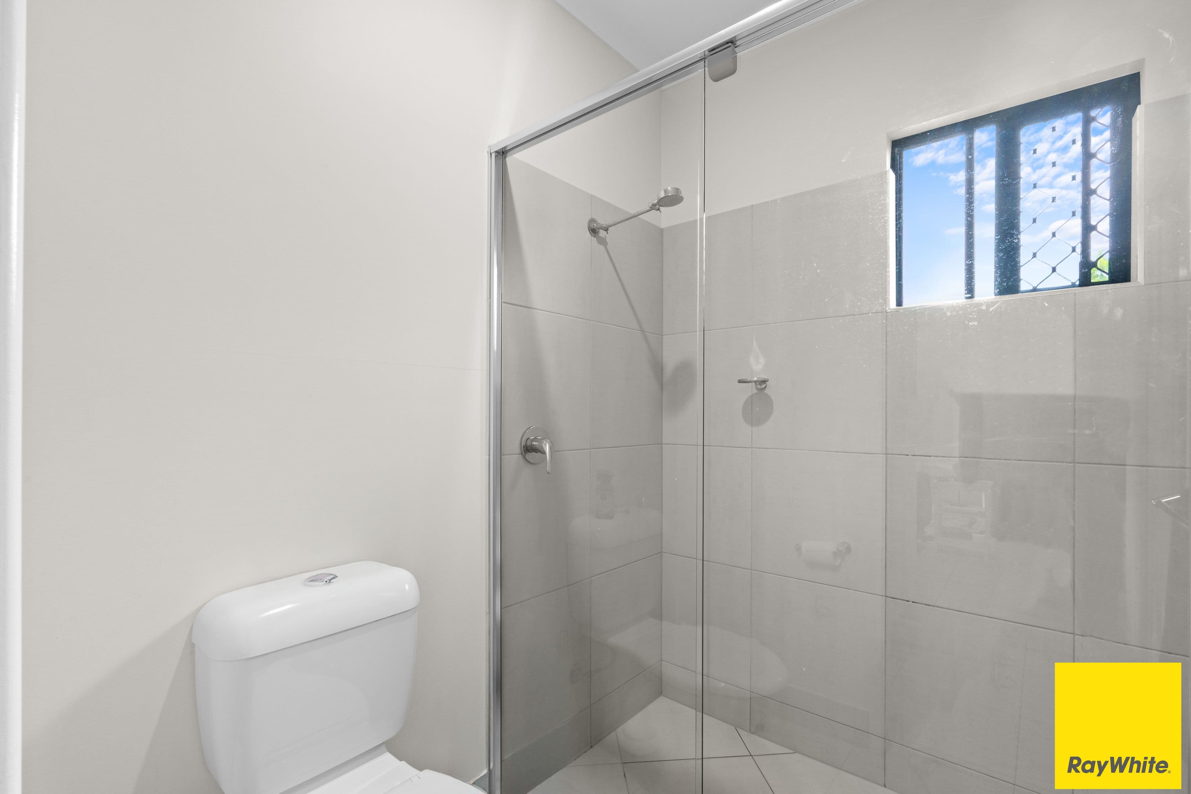 9 Mintaro Crescent, Woree QLD 4868, Woree - Thumbnail 8