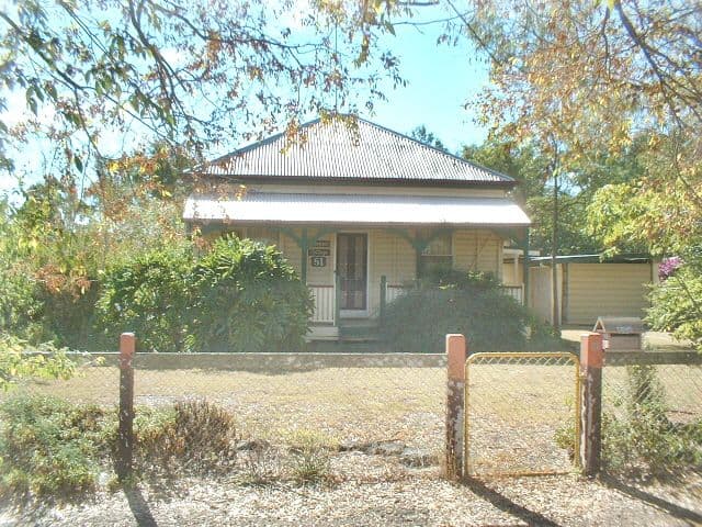 51 Hadley Street, Pittsworth QLD 4356, Pittsworth - Thumbnail 2