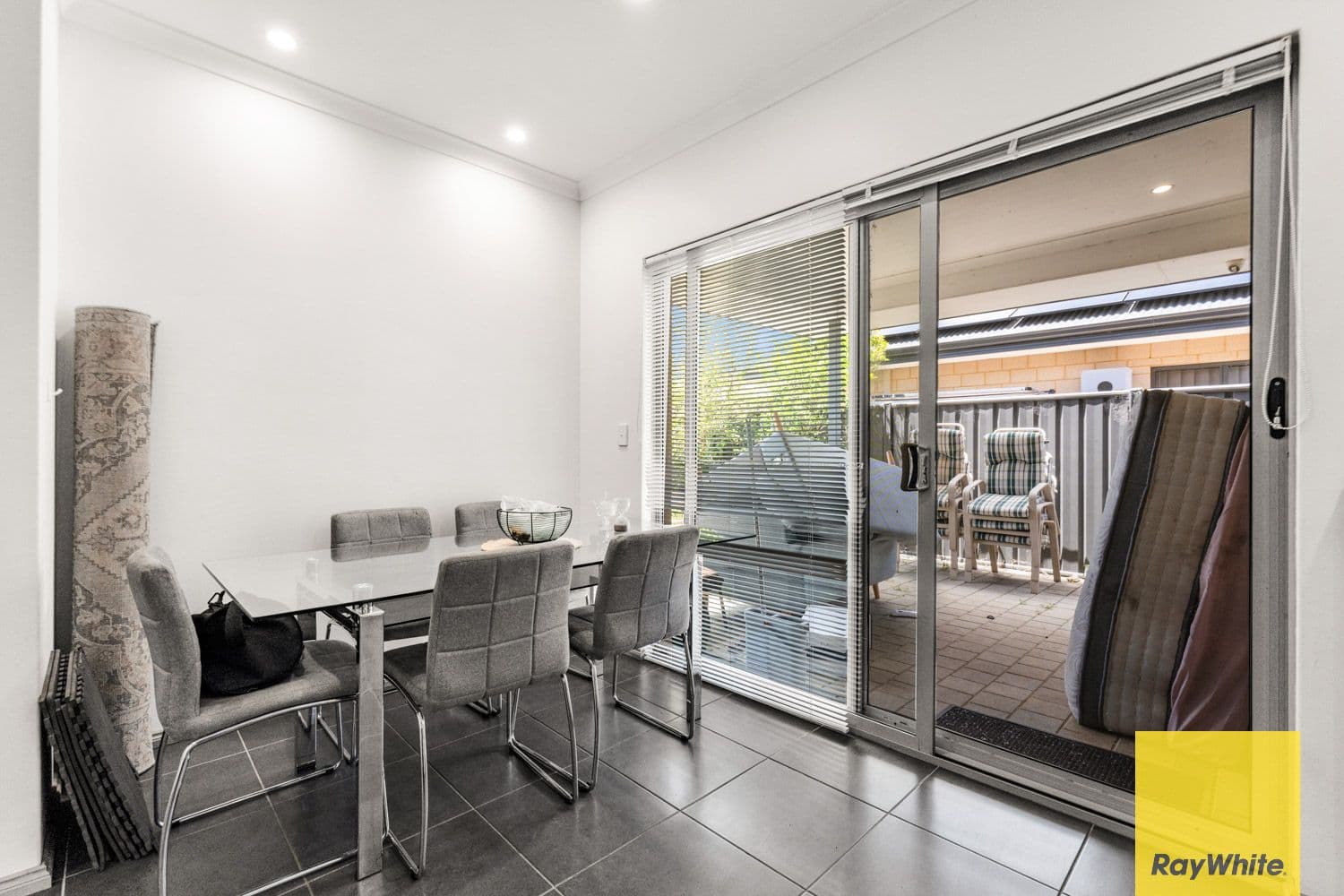 6 Ashdown Way, Hilbert WA 6112, Hilbert - Thumbnail 4