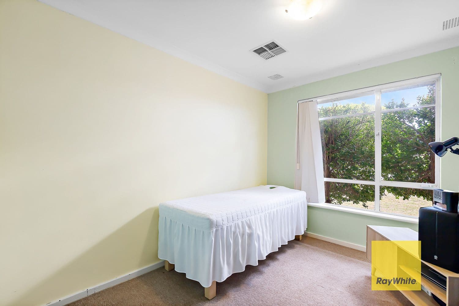 8 Pembury Road, Thornlie WA 6108, Thornlie - Thumbnail 7
