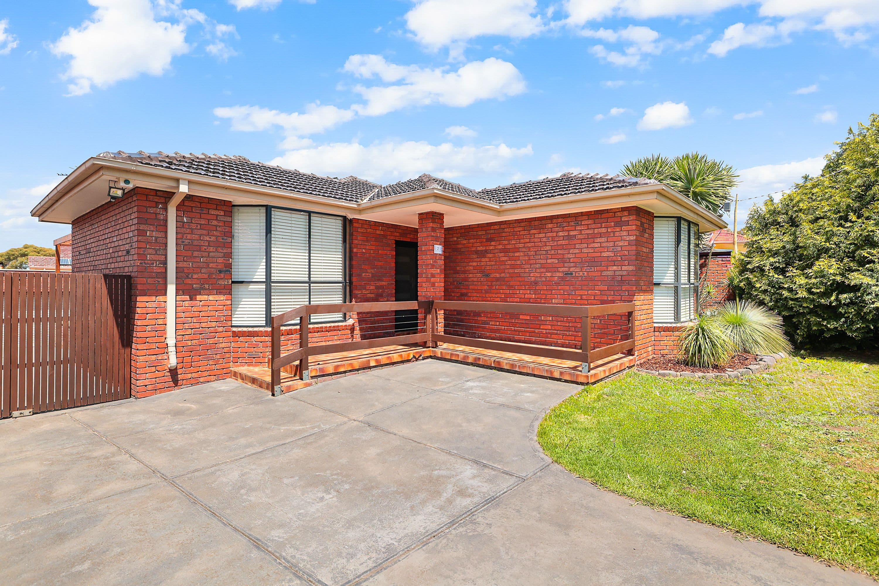 2 Moffat Court, Greenvale VIC 3059, Greenvale - Thumbnail 2