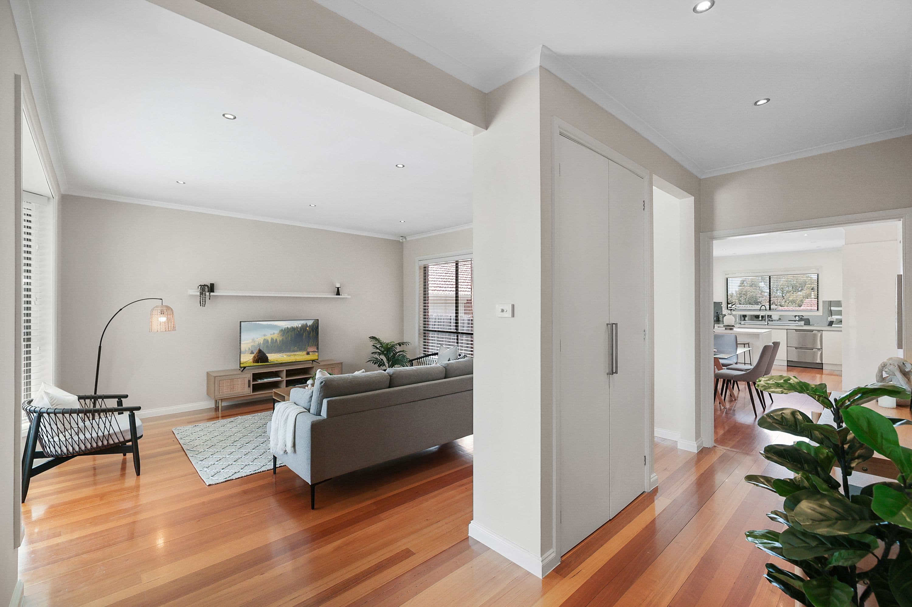 2 Moffat Court, Greenvale VIC 3059, Greenvale - Thumbnail 3