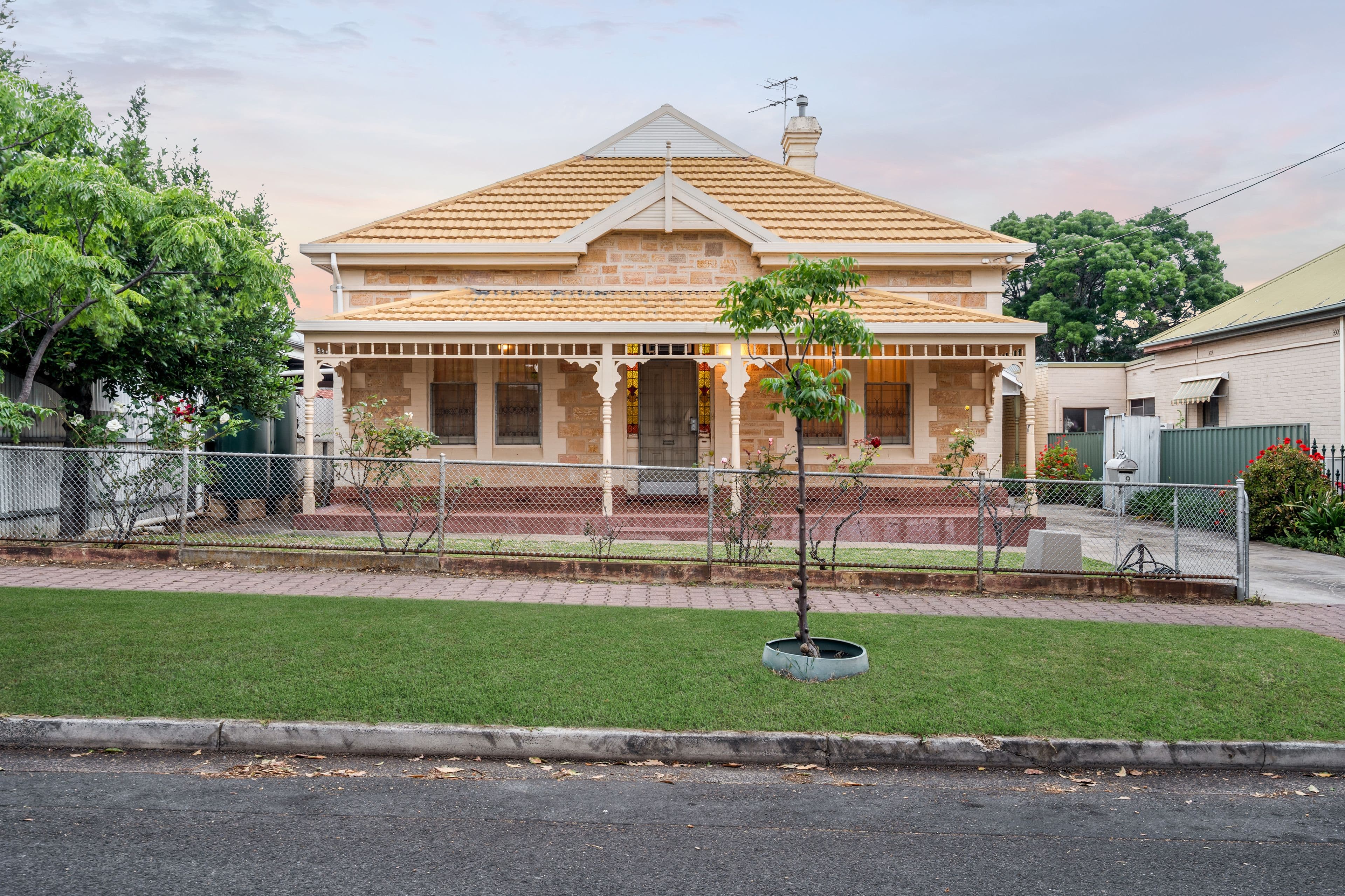 9 Willcox Avenue, Prospect SA 5082, Prospect - Thumbnail 2