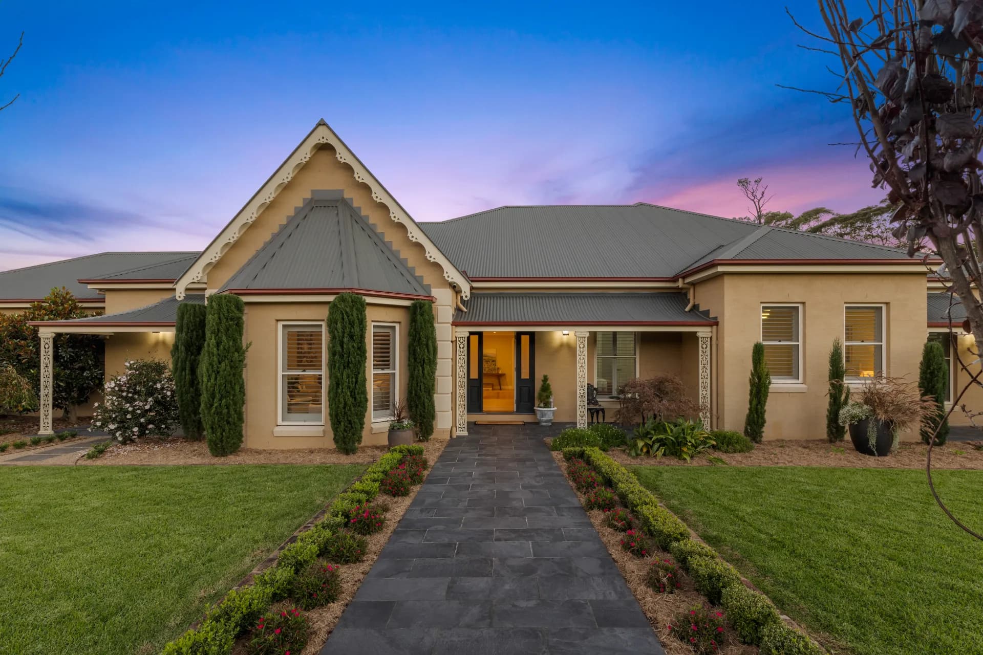 4 Antrim Place, Hazelbrook - Thumbnail 2