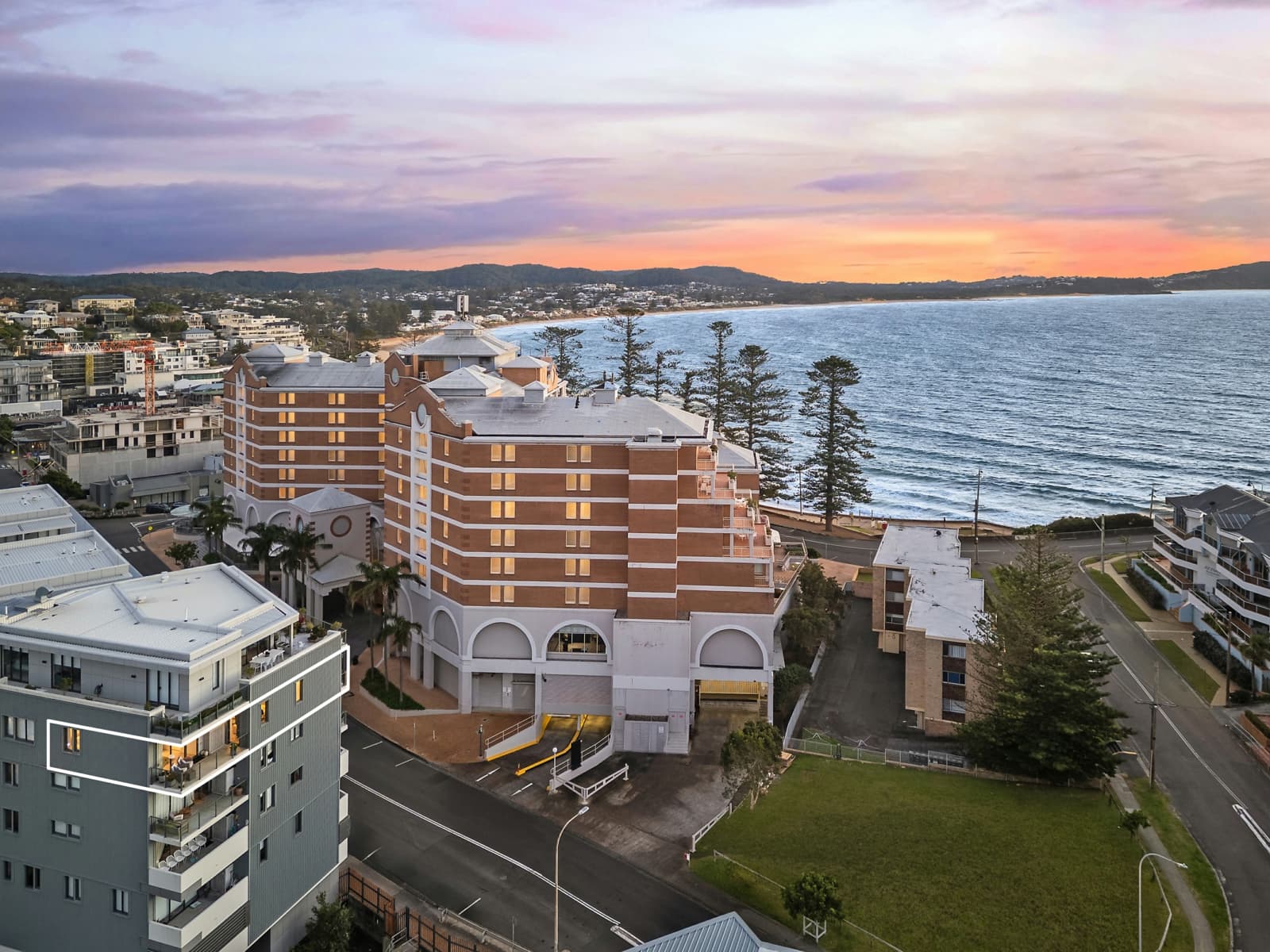 506/6 Pine Tree Lane,Terrigal, Terrigal - Thumbnail 2