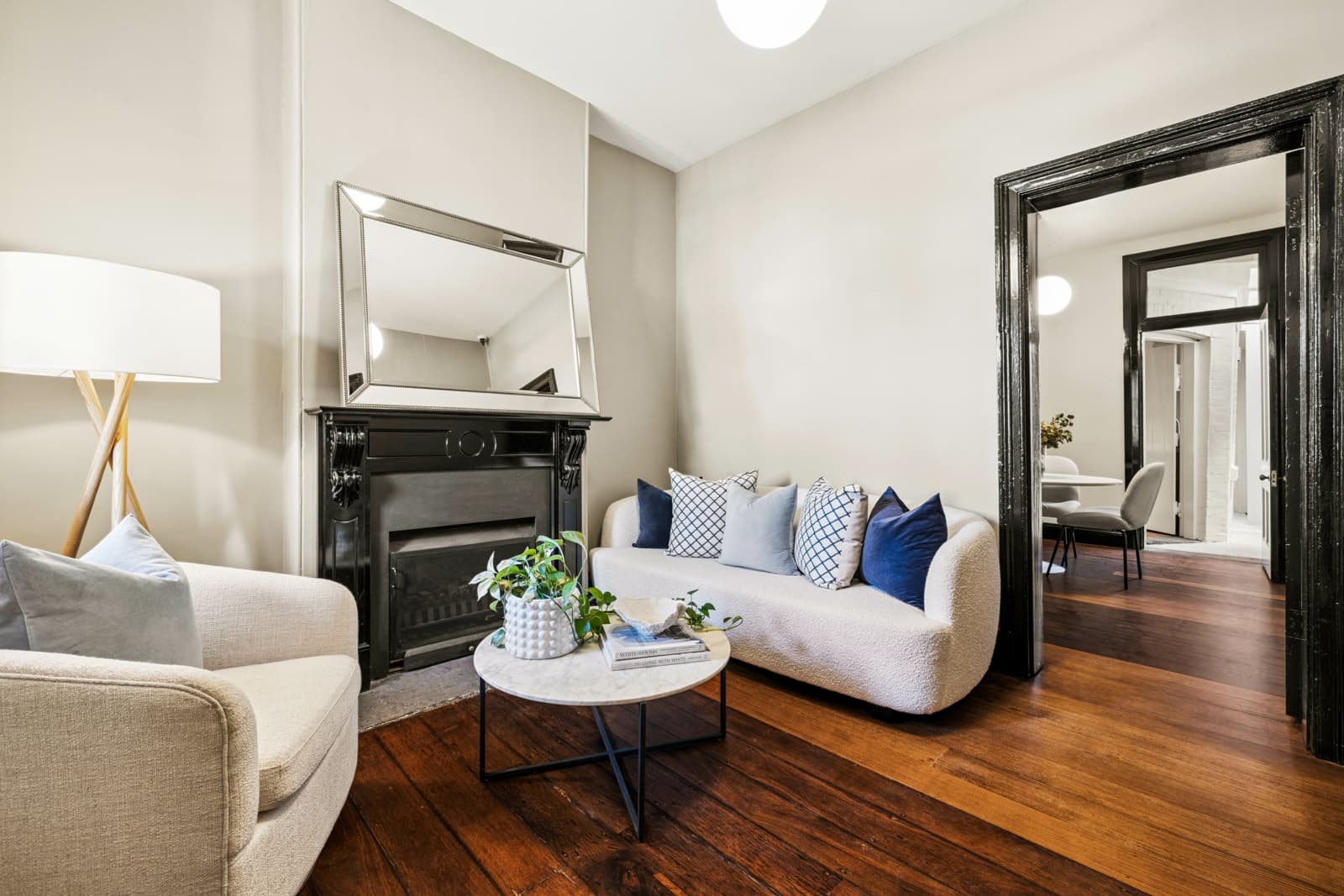 132 Cumberland Street, The Rocks - Thumbnail 2