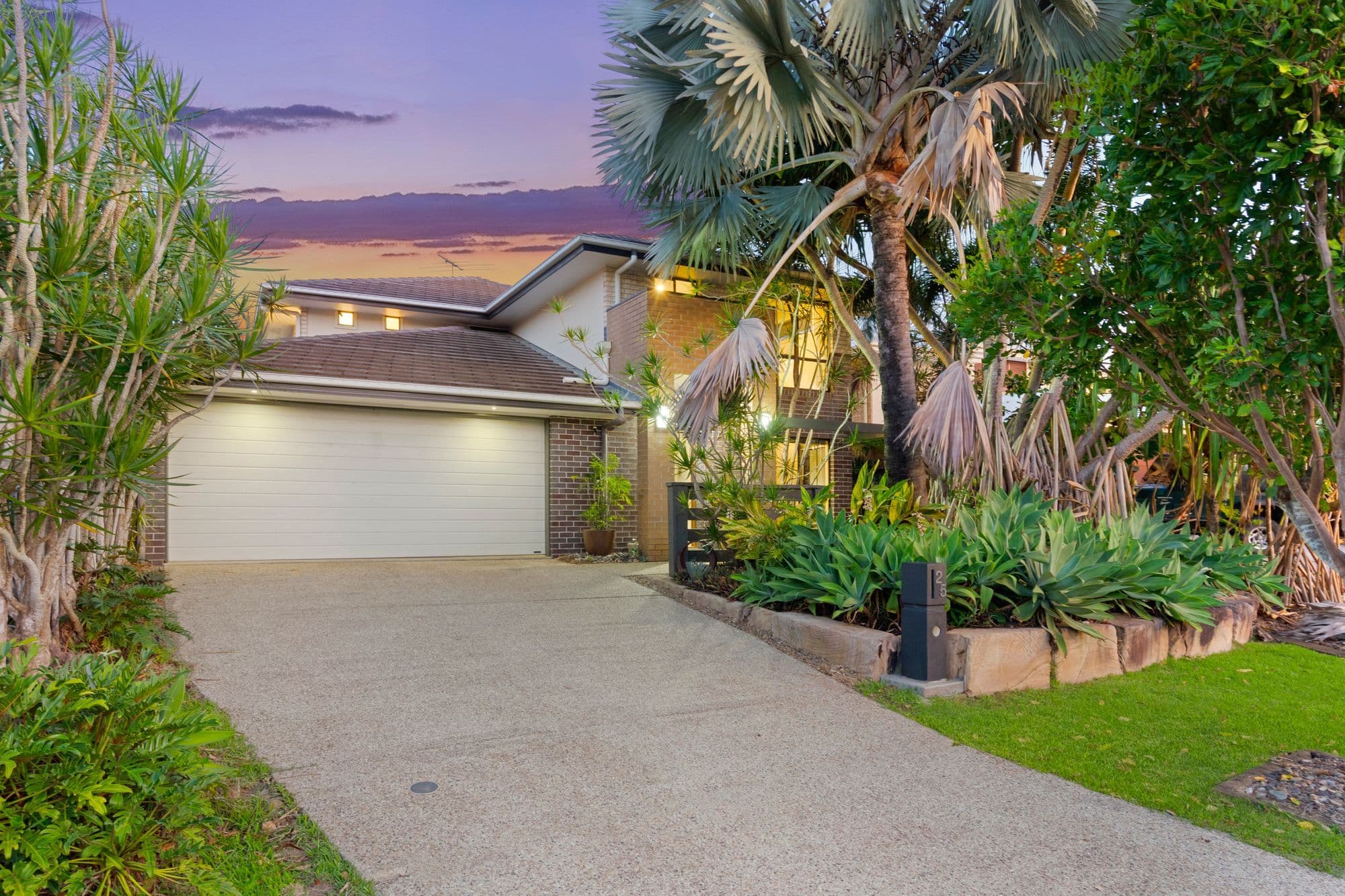 25 Lake Breeze Drive, Windaroo QLD 4207, Windaroo - Thumbnail 3