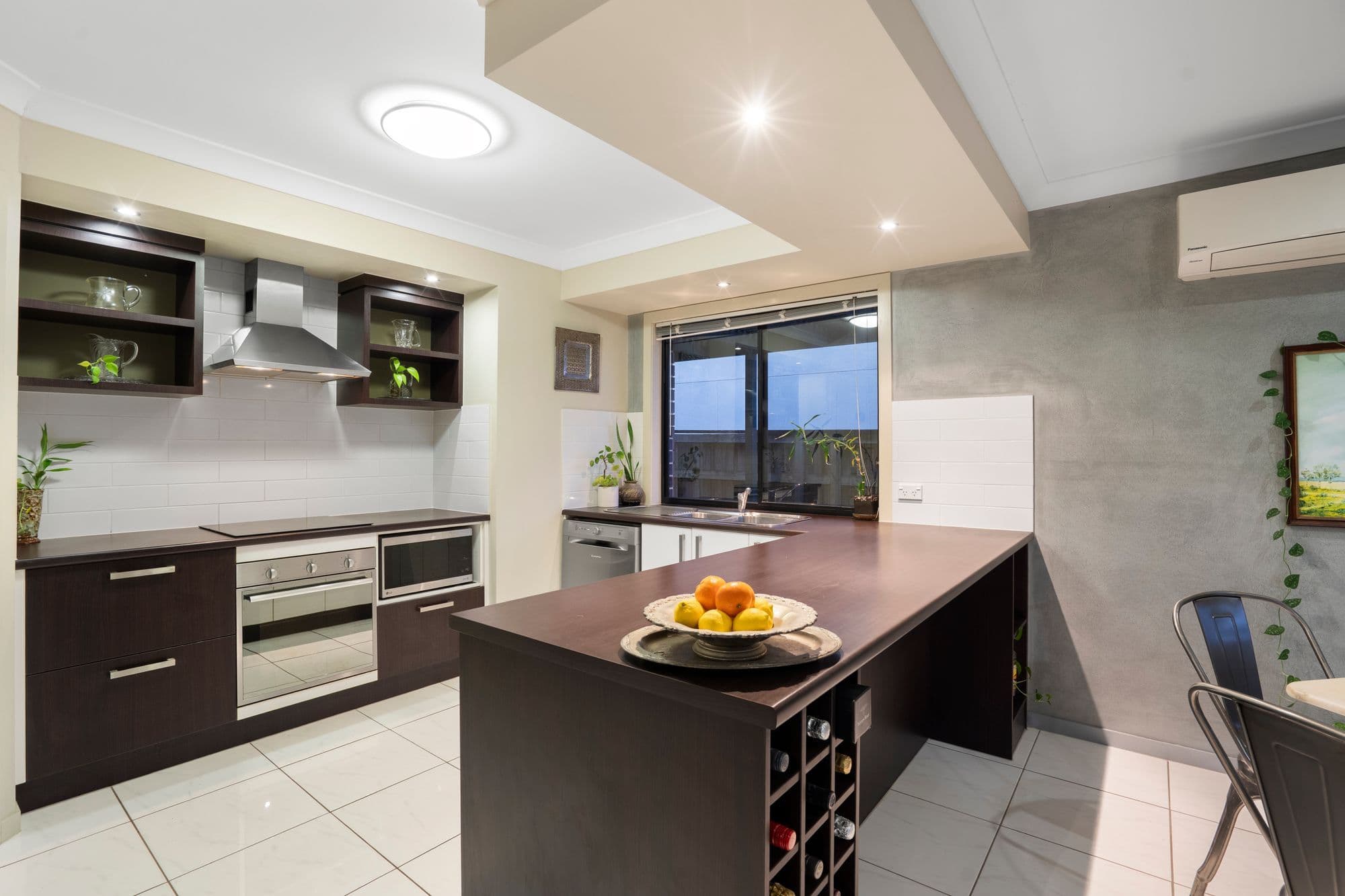 25 Lake Breeze Drive, Windaroo QLD 4207, Windaroo - Thumbnail 6