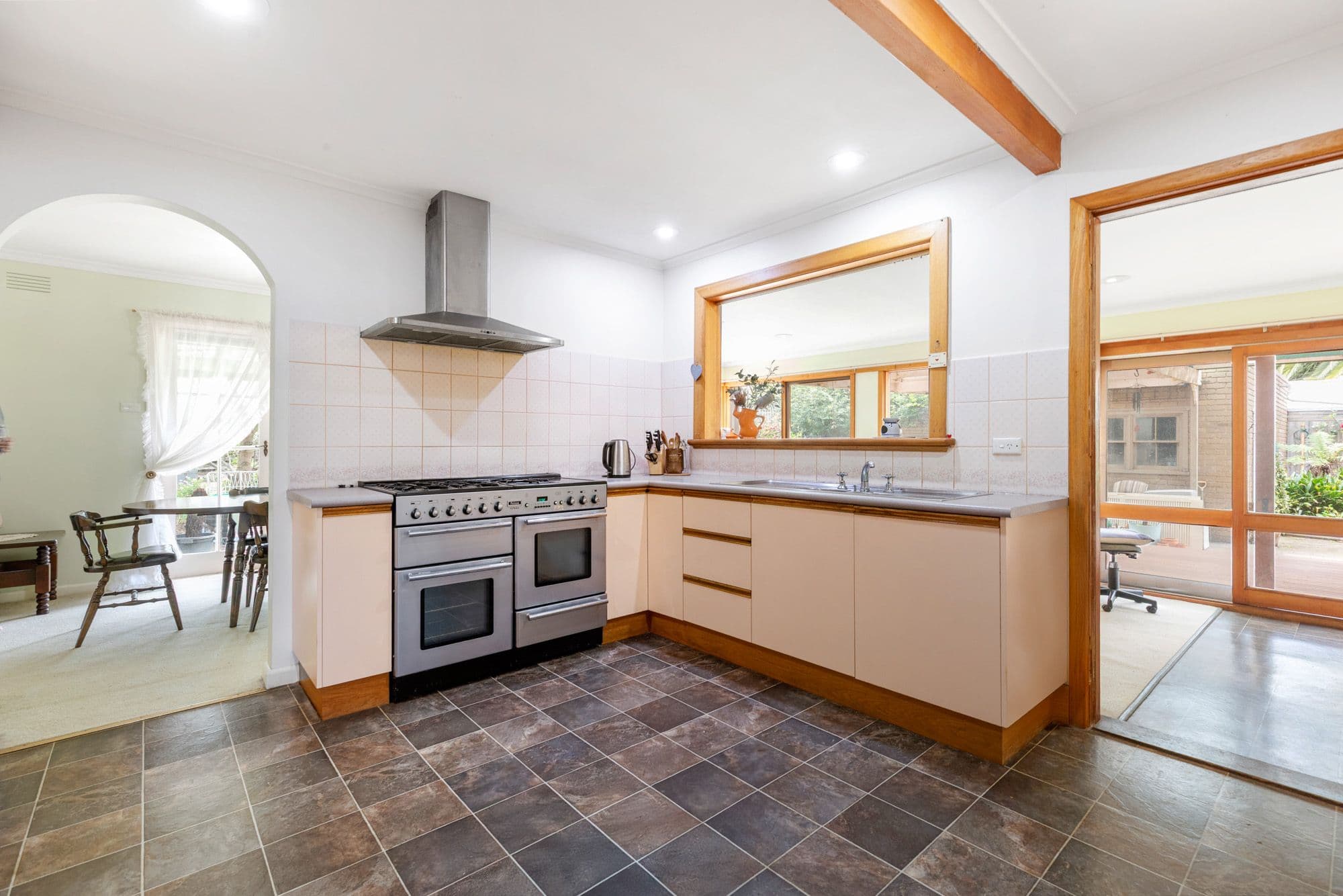 17-19 Cambridge Crescent, Werribee VIC 3030, Werribee - Thumbnail 4