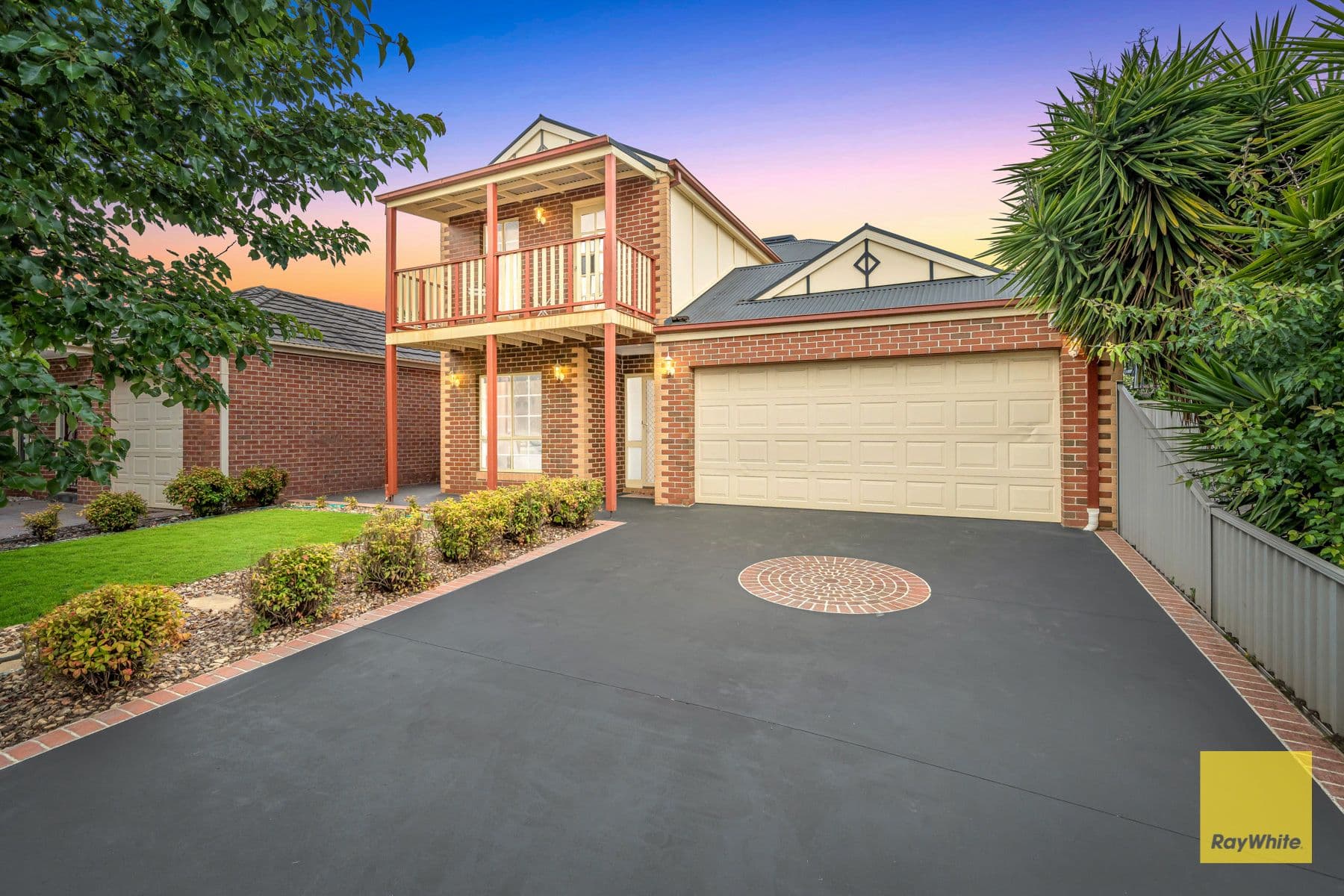 10 Cotteridge Place, Caroline Springs VIC 3023, Caroline Springs - Image 1