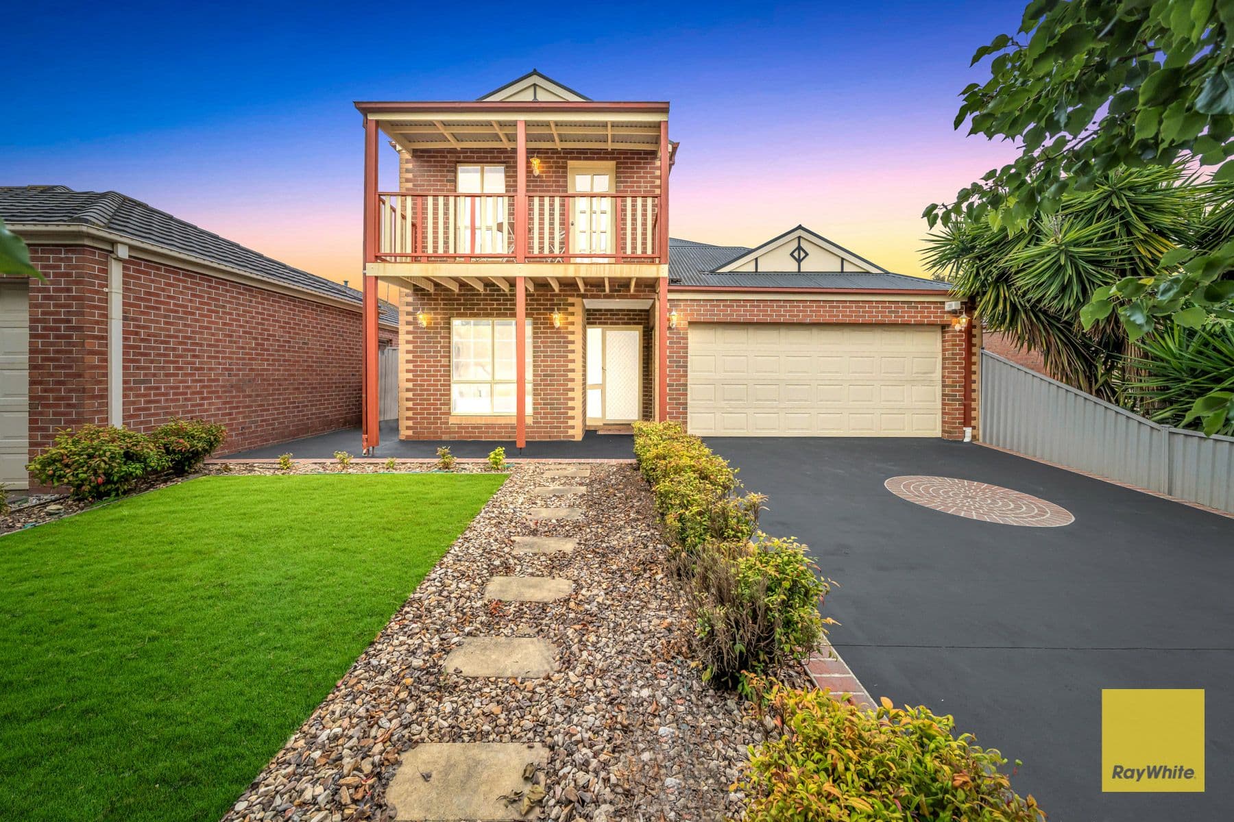 10 Cotteridge Place, Caroline Springs VIC 3023, Caroline Springs - Thumbnail 3