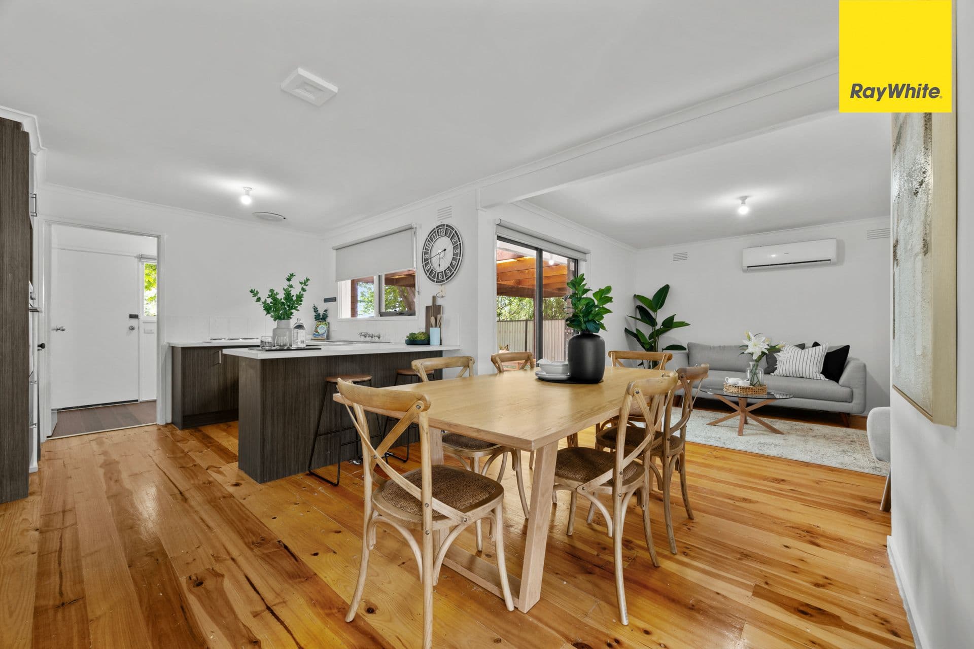 5 Chauvel Street, Melton South VIC 3338, Melton South - Thumbnail 4