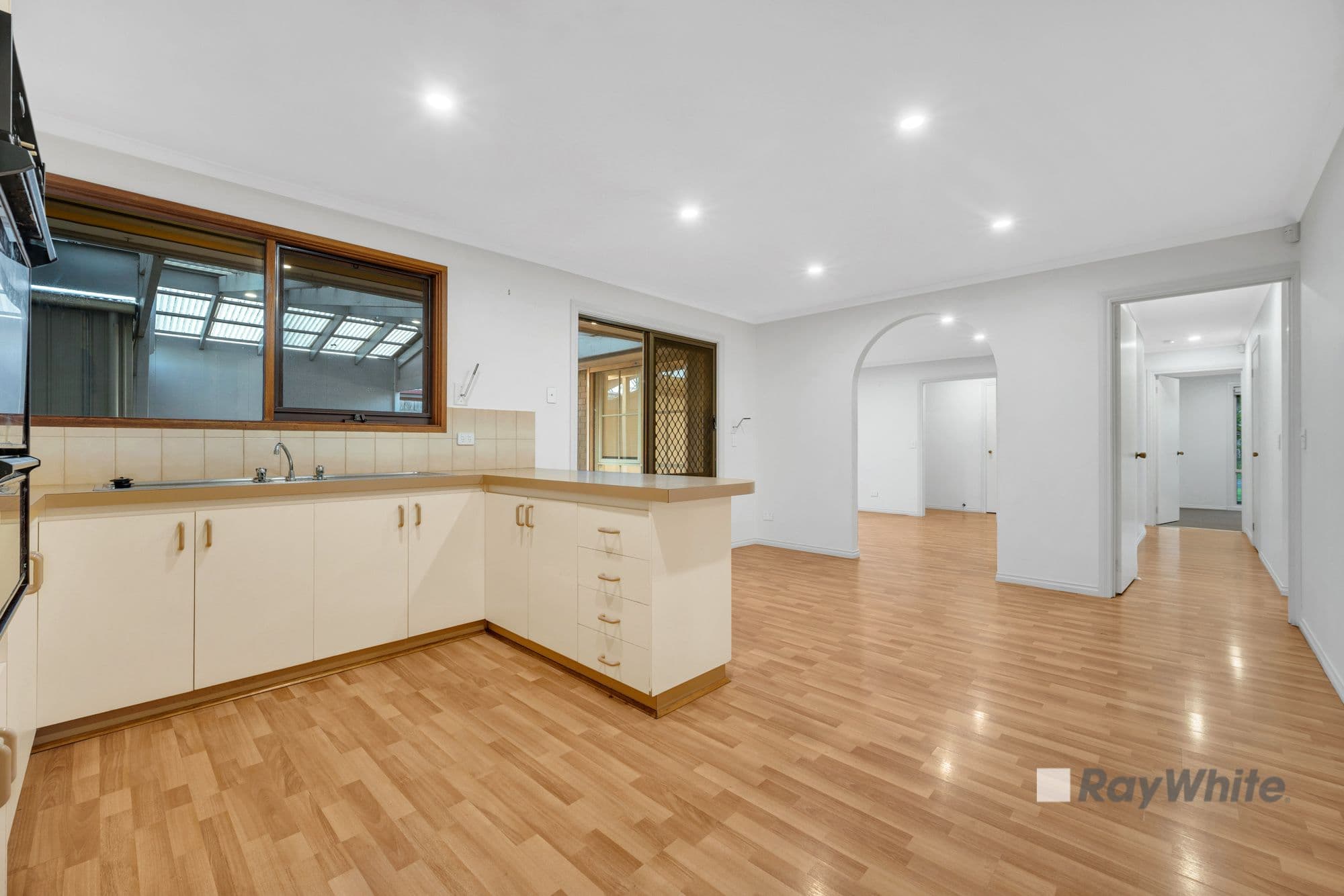 3 Basil Close, Hallam VIC 3803, Hallam - Thumbnail 5