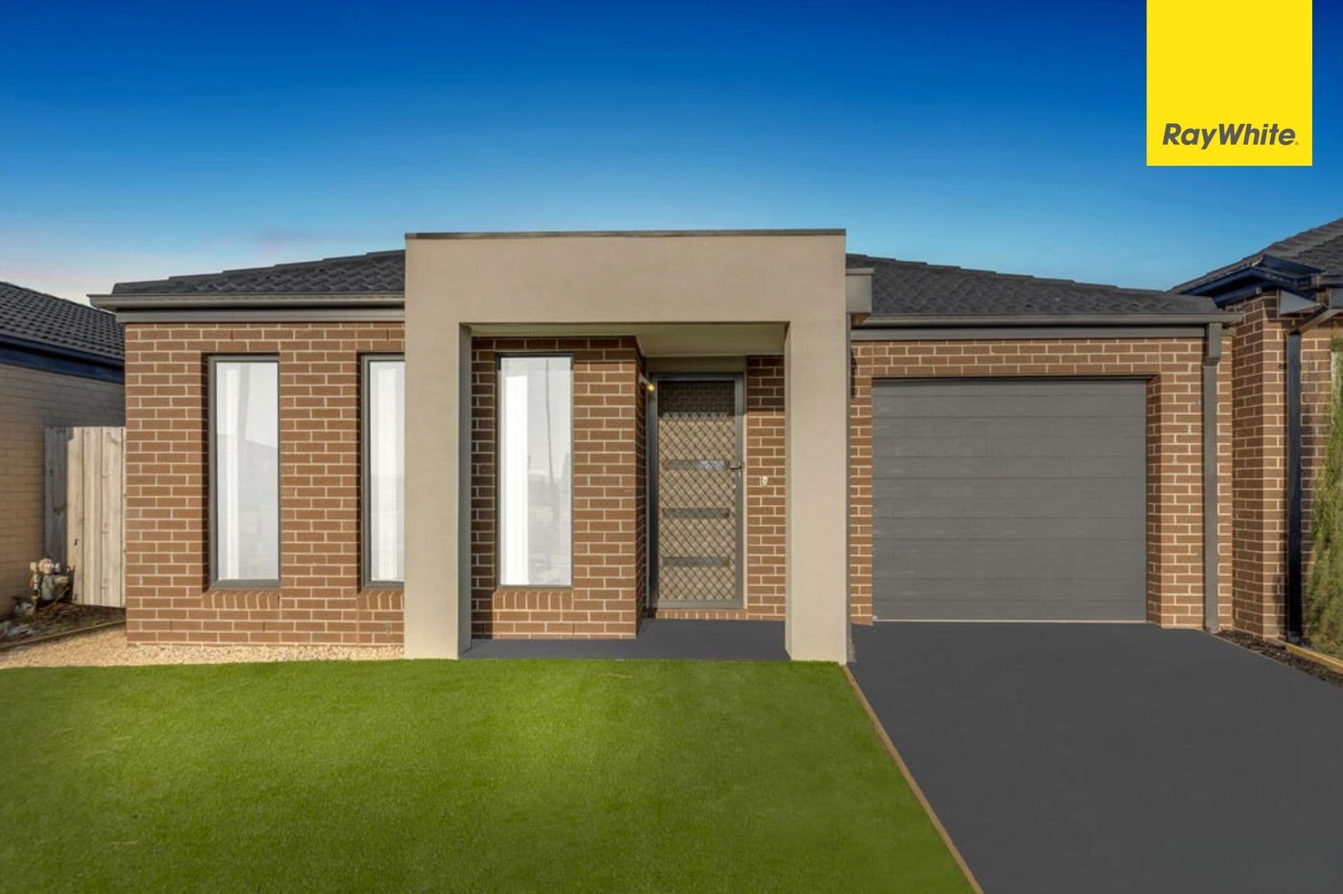 16 Pearce Way, WEIR VIEWS VIC 3338, Weir Views - Image 1