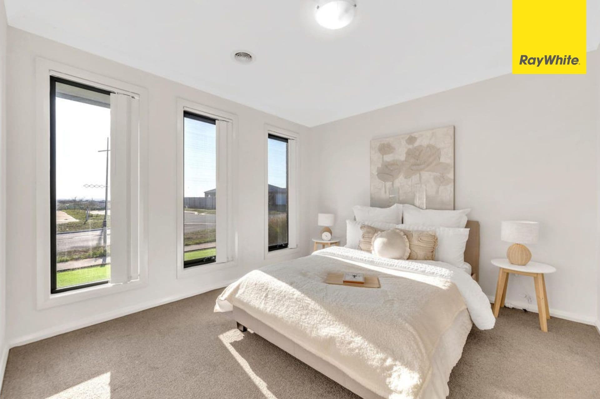 16 Pearce Way, WEIR VIEWS VIC 3338, Weir Views - Thumbnail 3