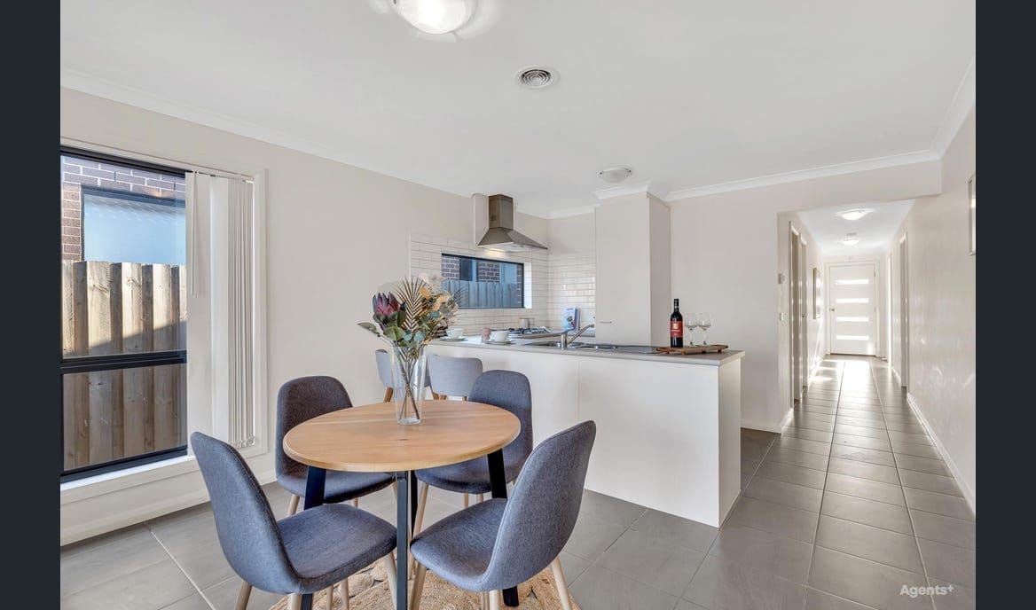 16 Pearce Way, WEIR VIEWS VIC 3338, Weir Views - Thumbnail 8