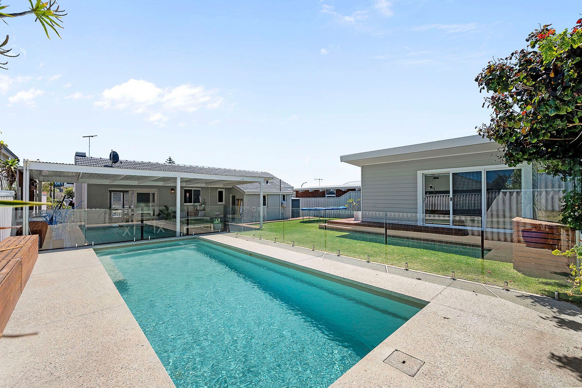 24 Belhus Drive, Trigg WA 6029, Trigg - Thumbnail 3