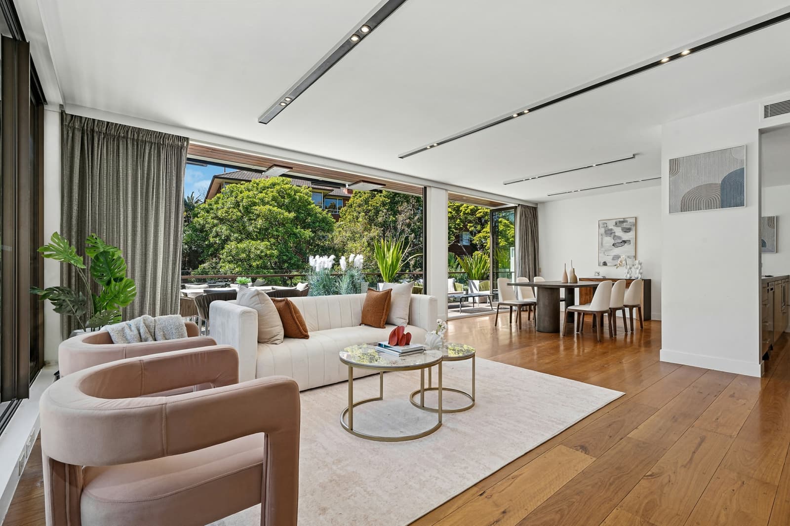9/8 Nola Road,Roseville, Roseville - Image 1