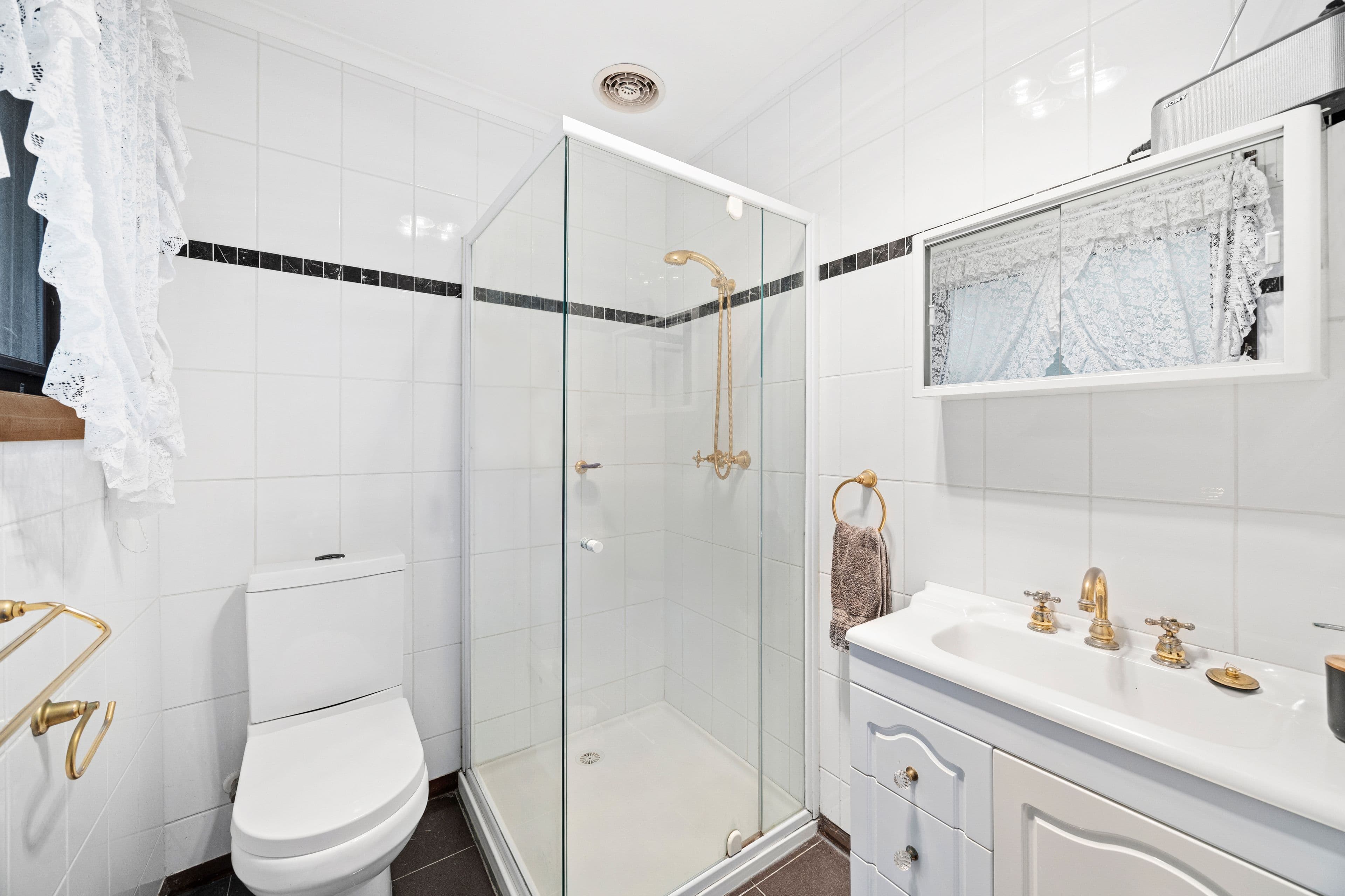 335 Forest Road, The Basin VIC 3154, The Basin - Thumbnail 7