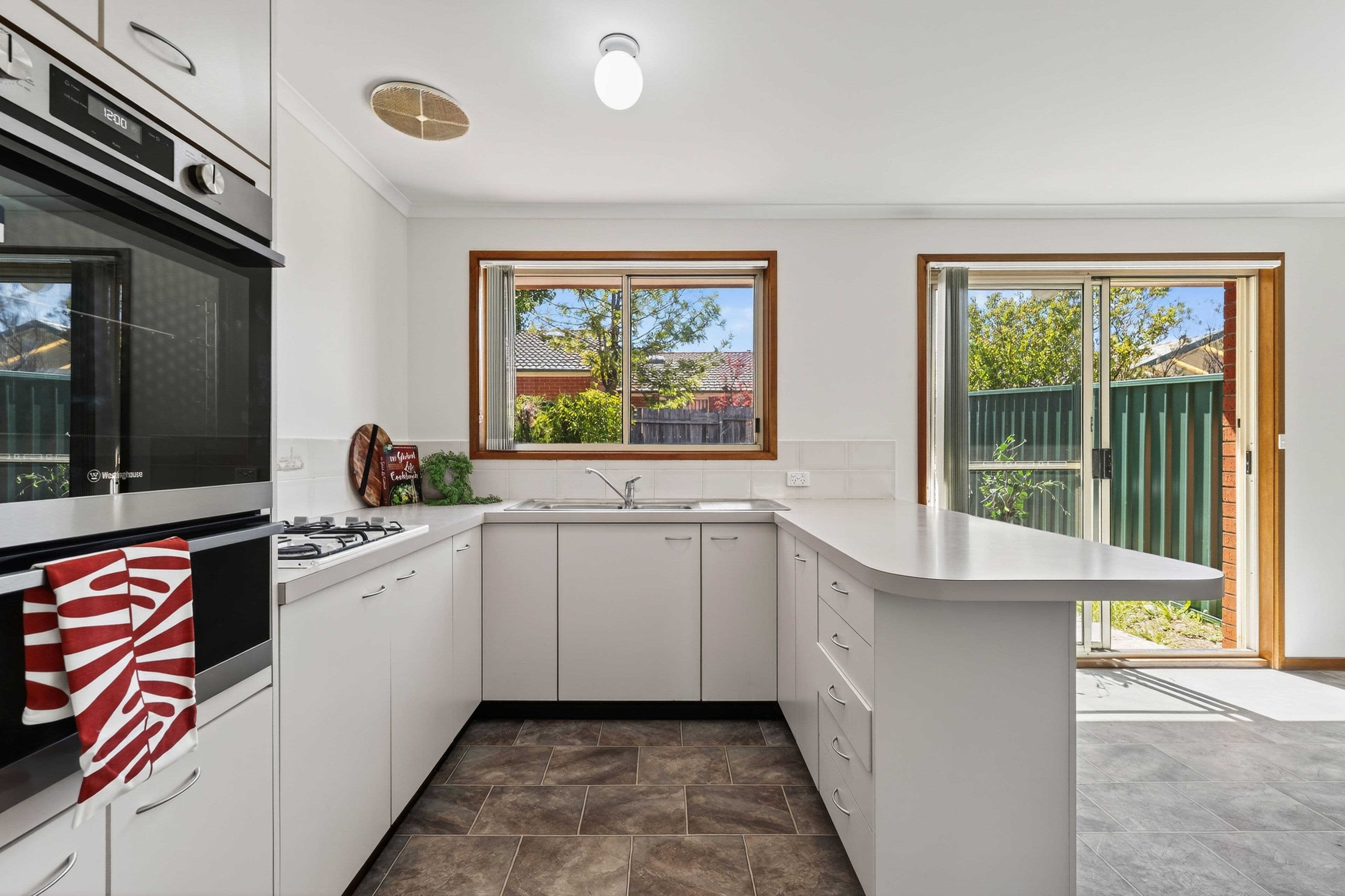 28 Florence Taylor Street, Greenway ACT 2900, Greenway - Thumbnail 8