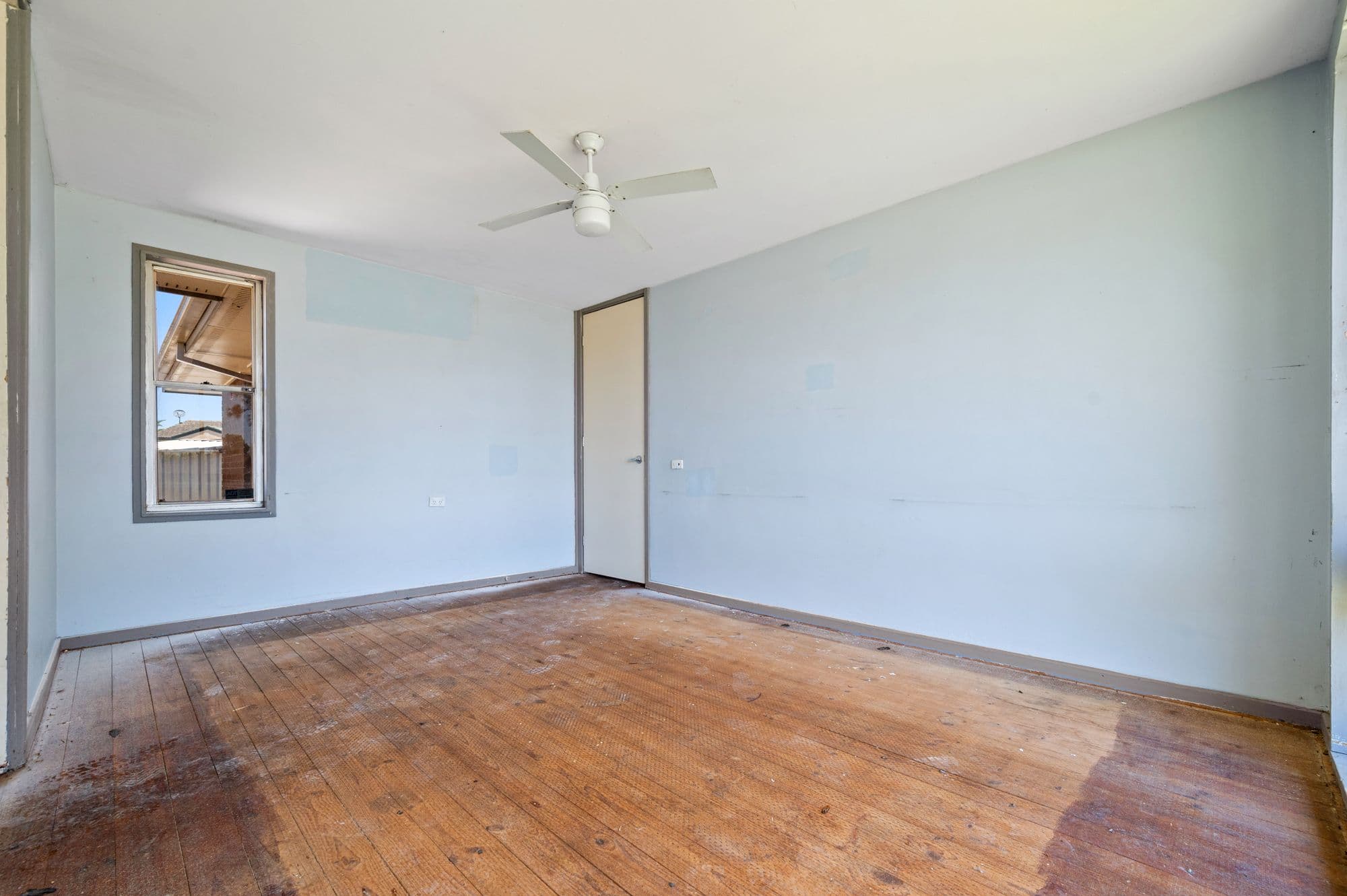 52 Peppin Crescent, Airds NSW 2560, Airds - Thumbnail 3