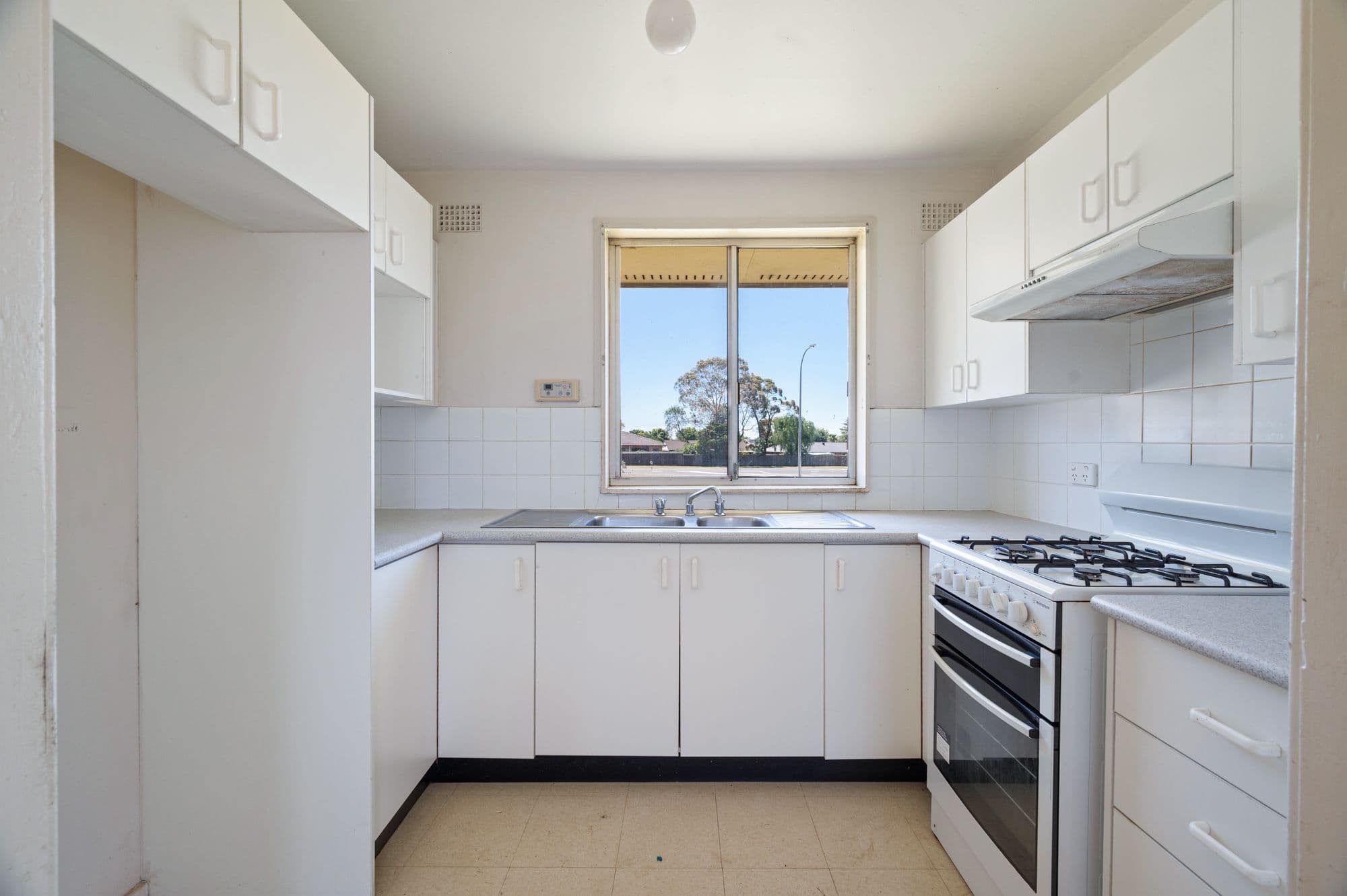 52 Peppin Crescent, Airds NSW 2560, Airds - Thumbnail 8