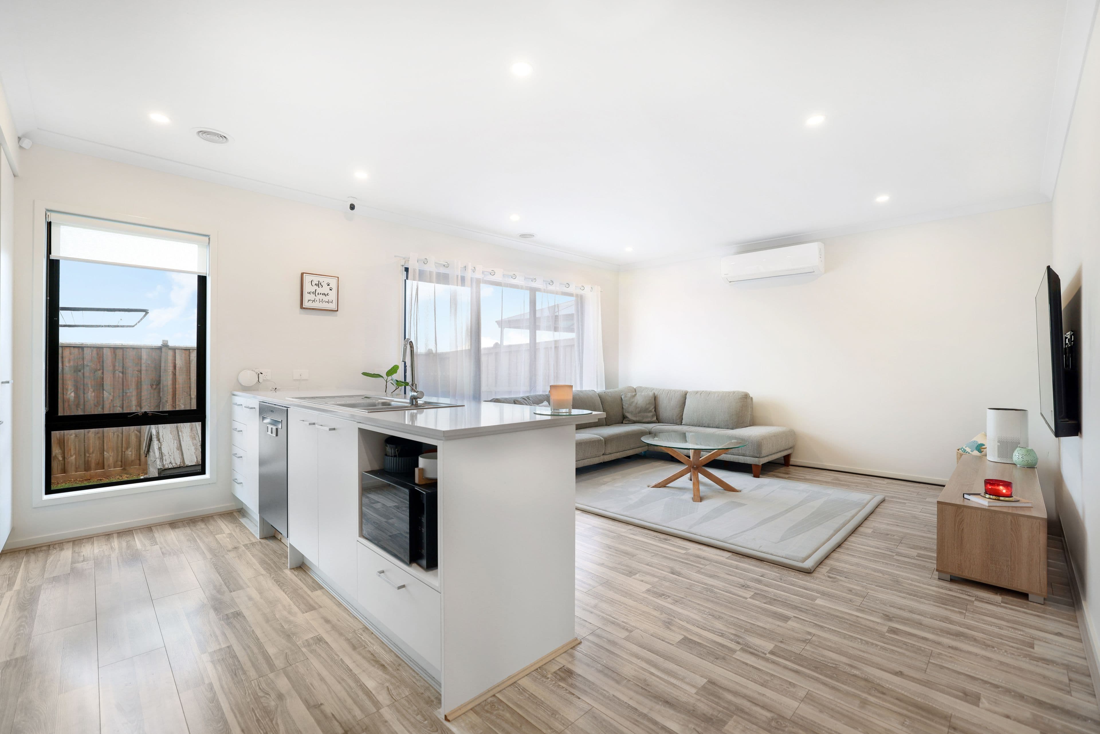 56 Stature Avenue, Clyde North VIC 3978, Clyde North - Thumbnail 3
