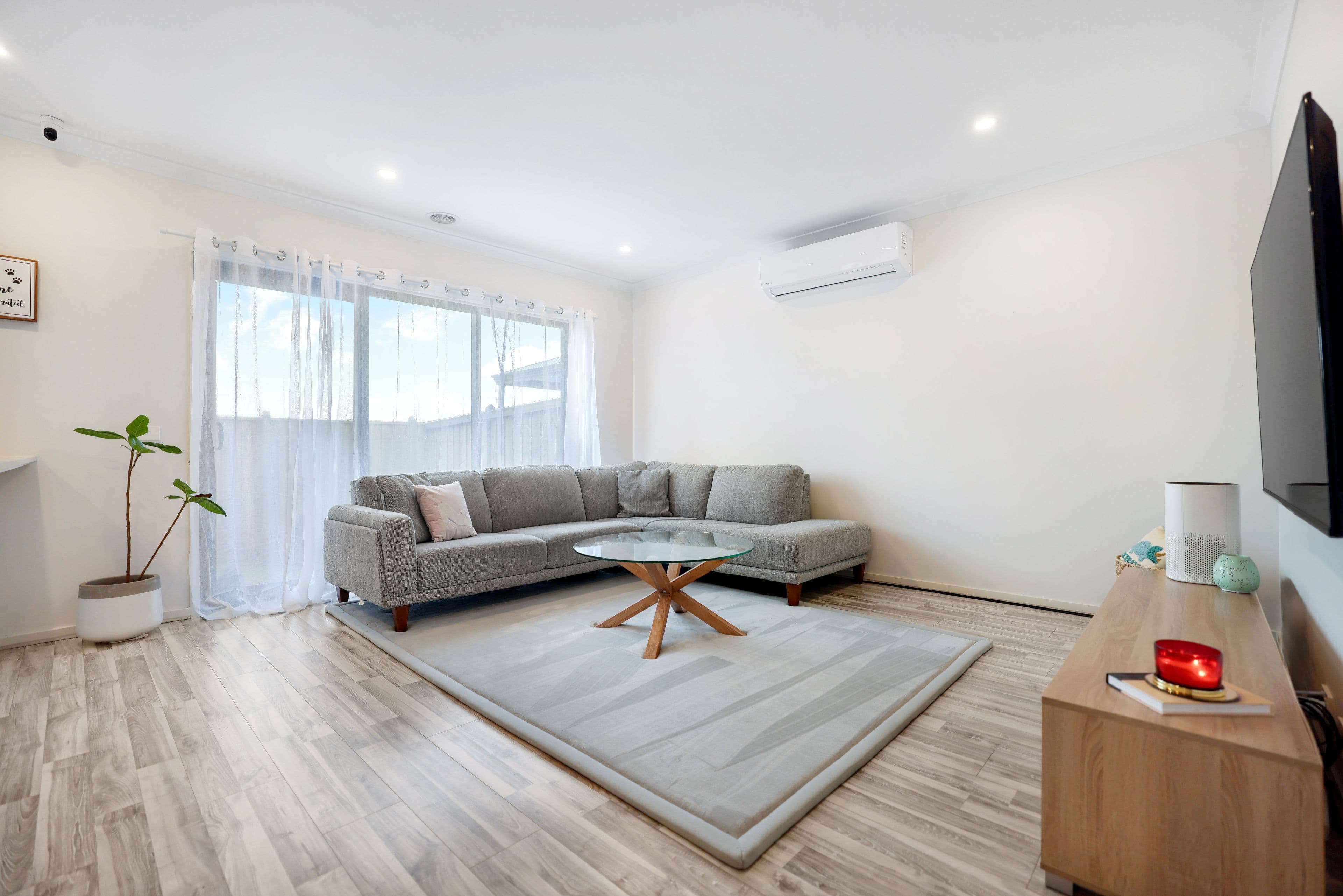 56 Stature Avenue, Clyde North VIC 3978, Clyde North - Thumbnail 4