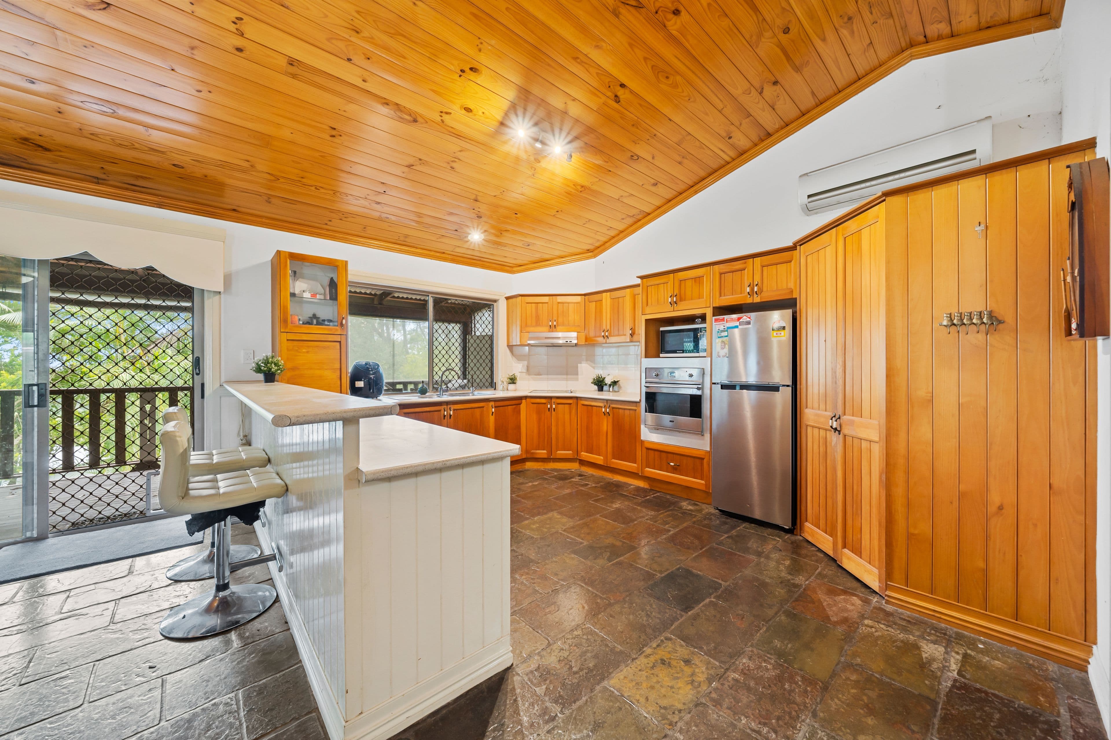 46 Bingo Street, Holmview QLD 4207, Holmview - Thumbnail 3
