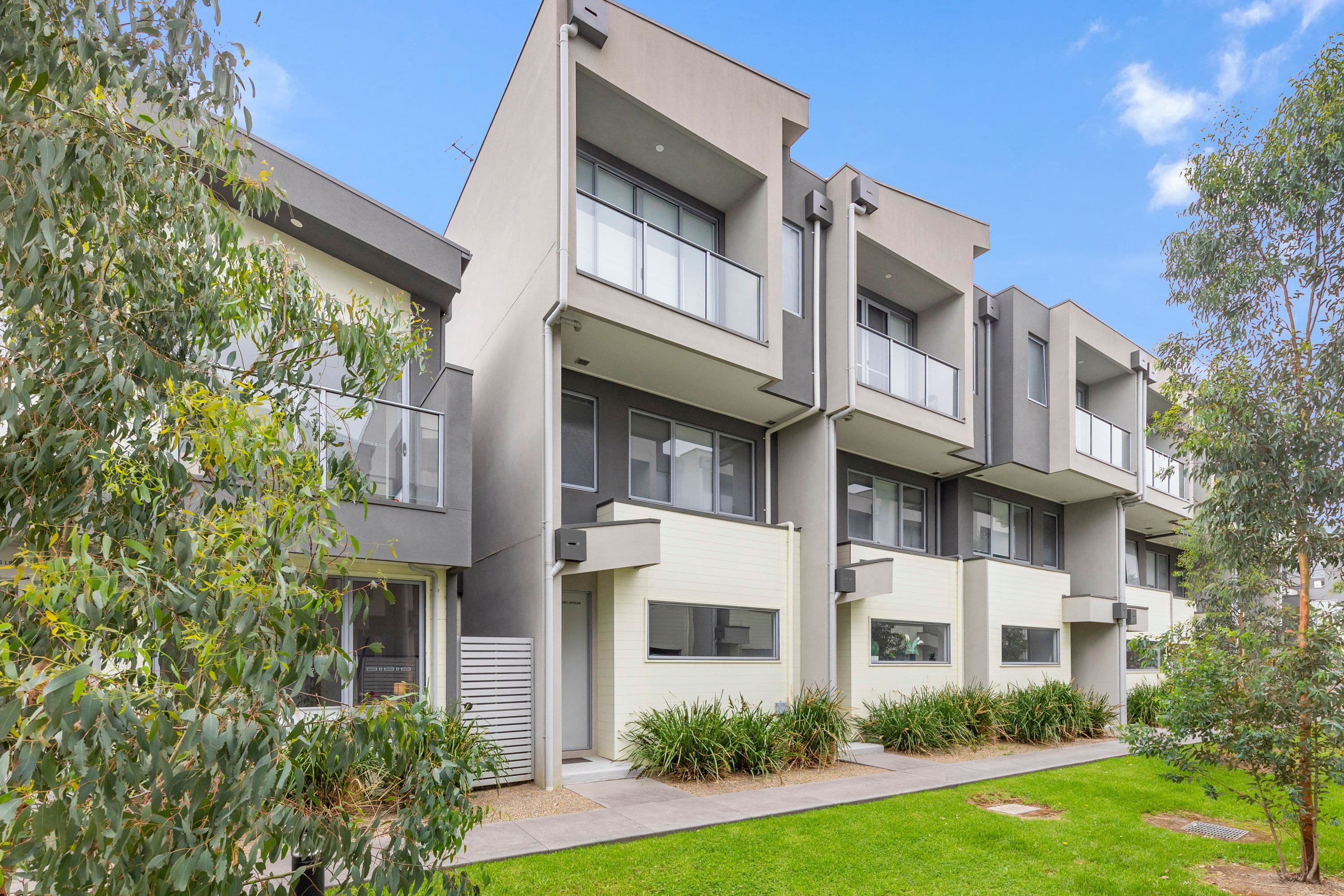 13 Lofty Court, Officer VIC 3809, Officer - Thumbnail 2