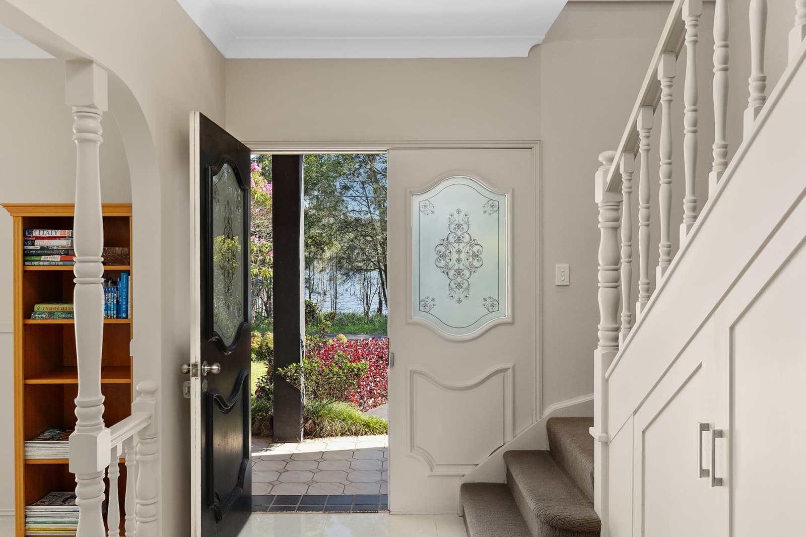 26 Lakeside Drive,Macmasters Beach, Macmasters Beach - Thumbnail 2