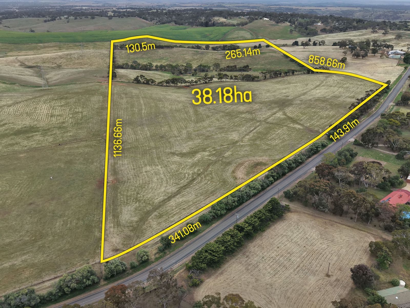 7 Medlow Road, Munno Para - Image 1