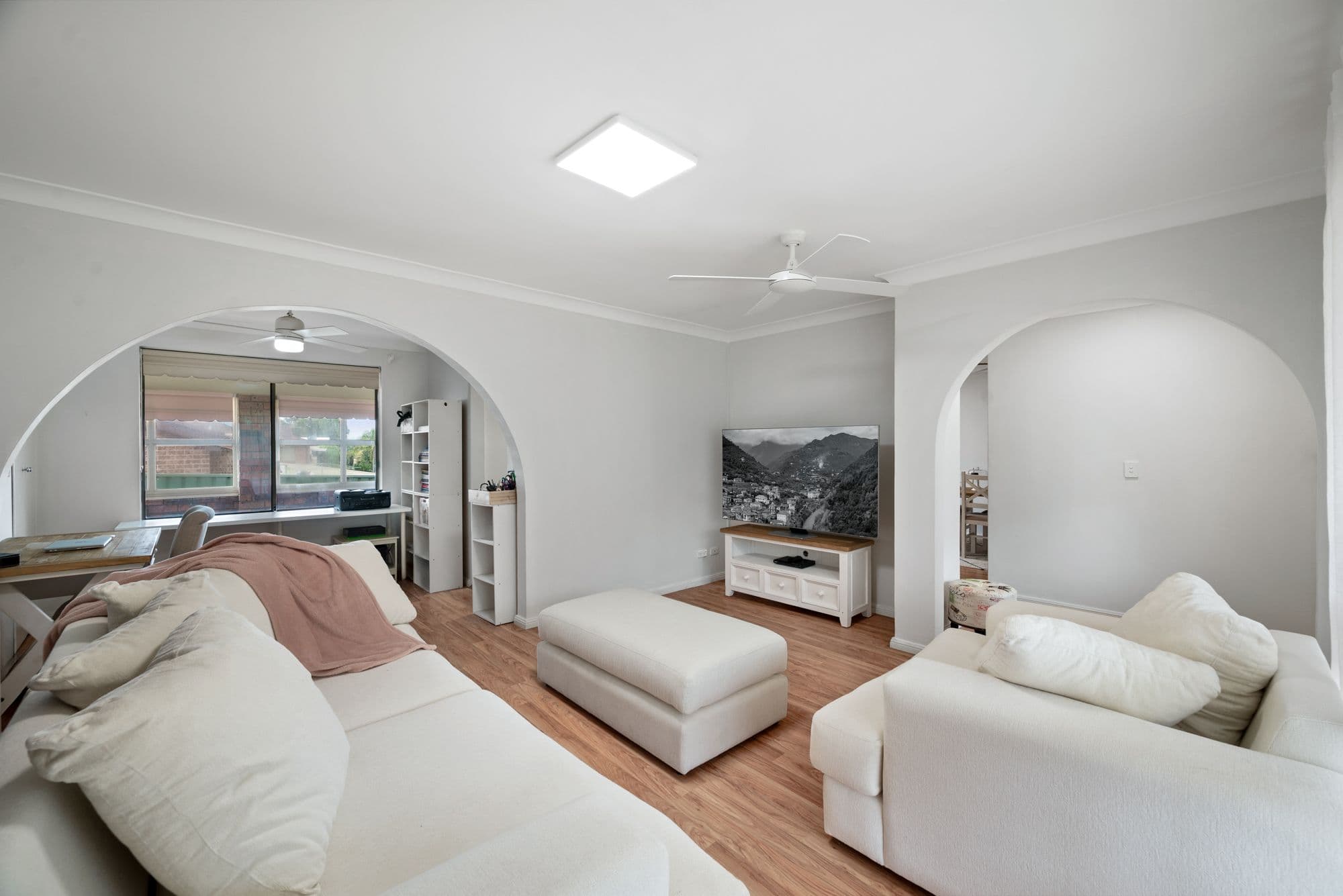73 Emerald Drive, Eagle Vale NSW 2558, Eagle Vale - Thumbnail 4