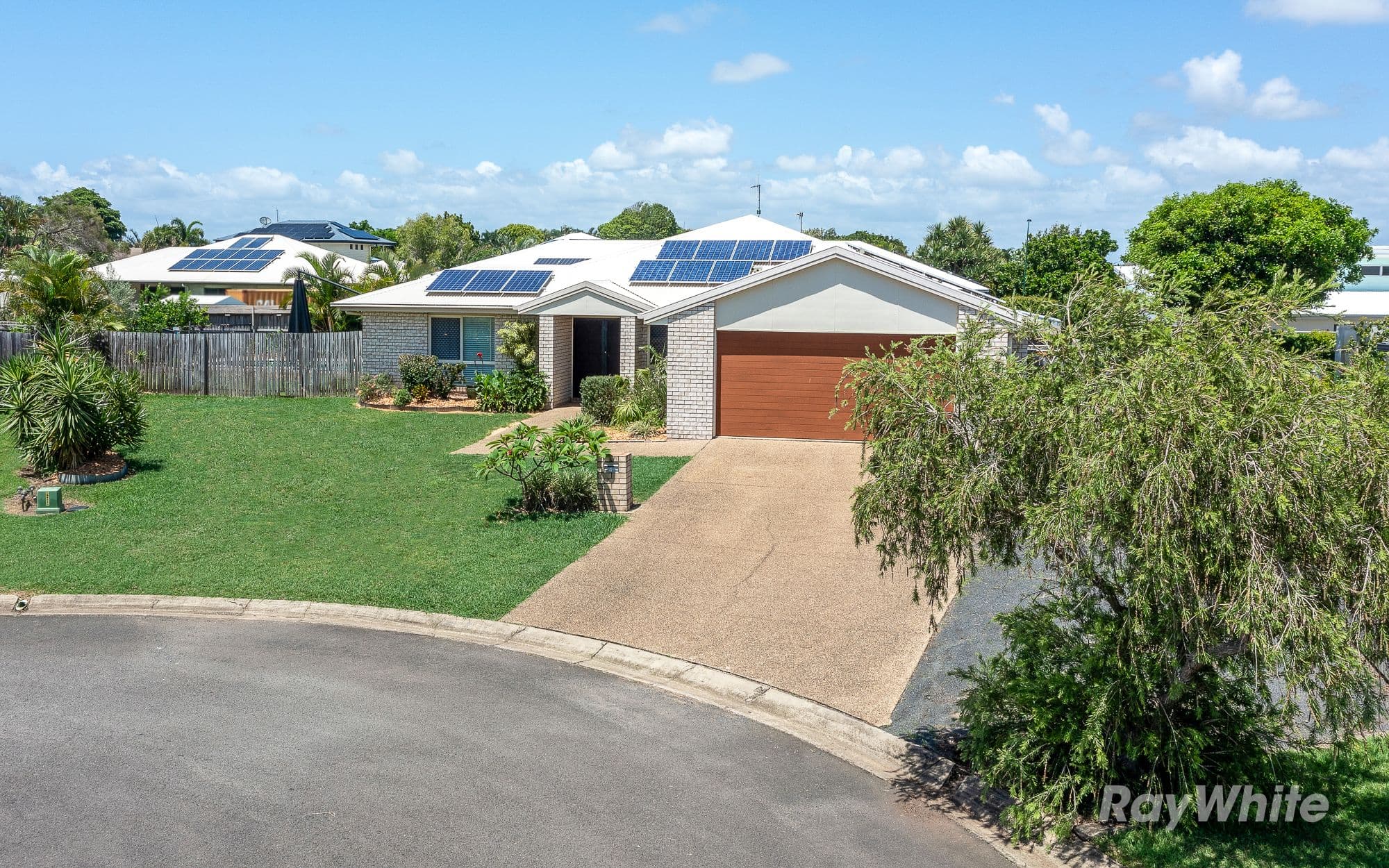 4 Tulipwood Place, Coral Cove QLD 4670, Coral Cove - Image 1