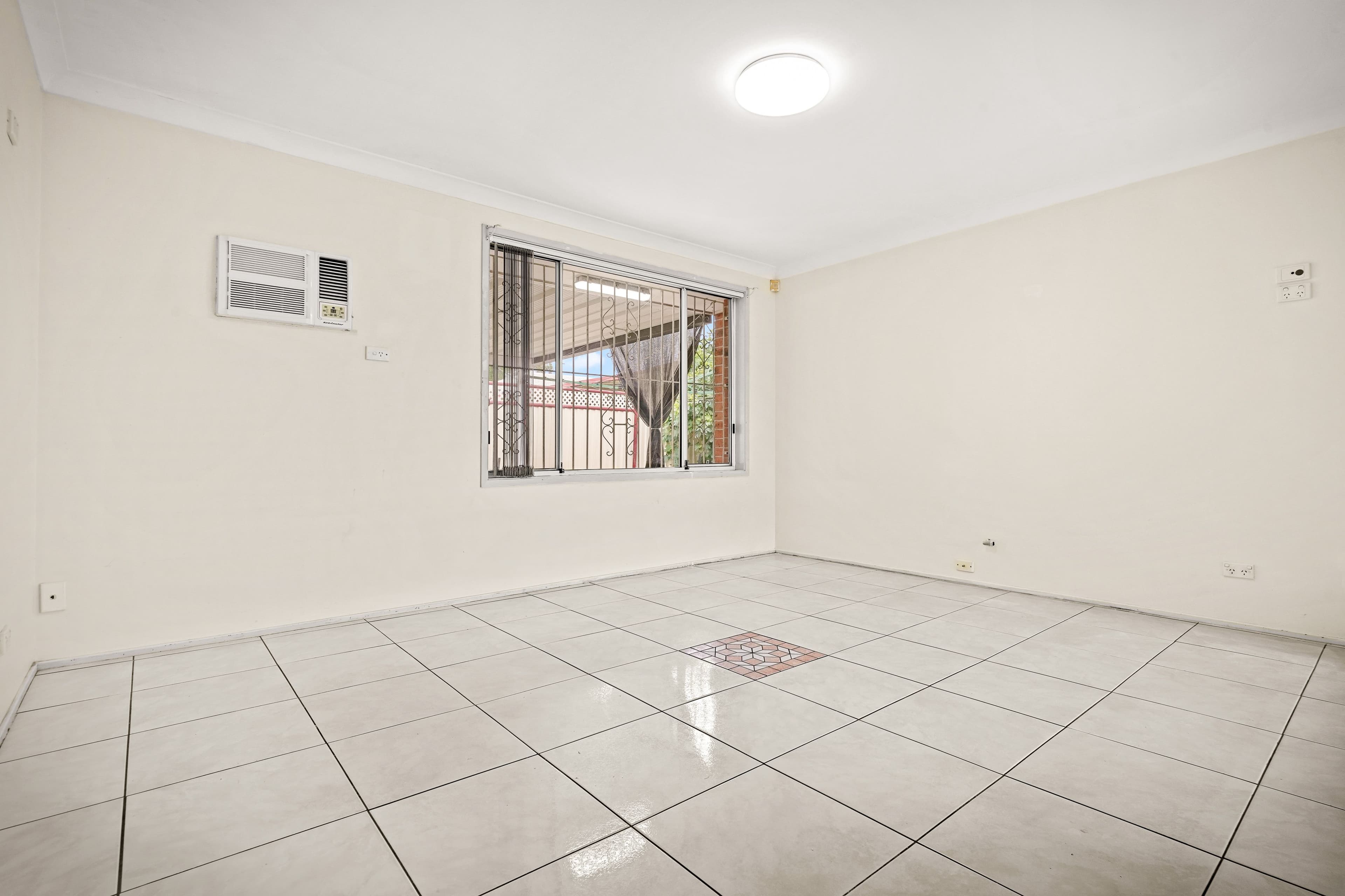 4 Rupertswood Road, Rooty Hill NSW 2766, Rooty Hill - Thumbnail 3