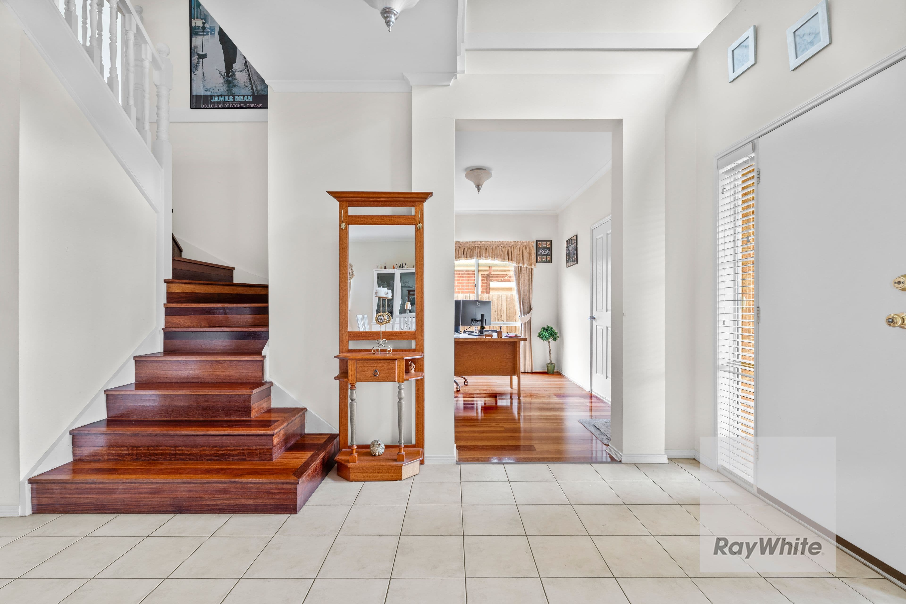 19 Templeton Drive, Mill Park VIC 3082, Mill Park - Thumbnail 4