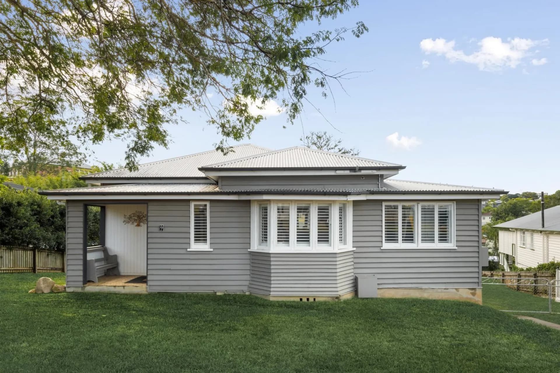 9 Dovedale Crescent, Ashgrove - Image 1