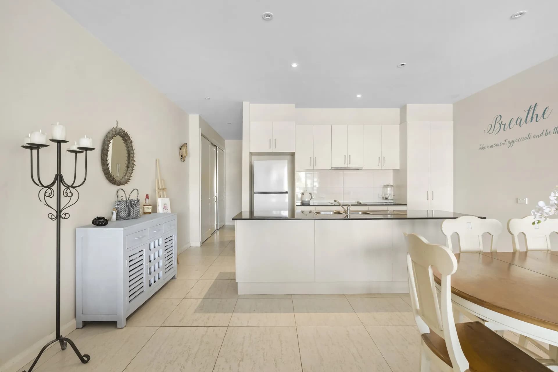 2/23 Pier Street, Dromana., Dromana - Thumbnail 3