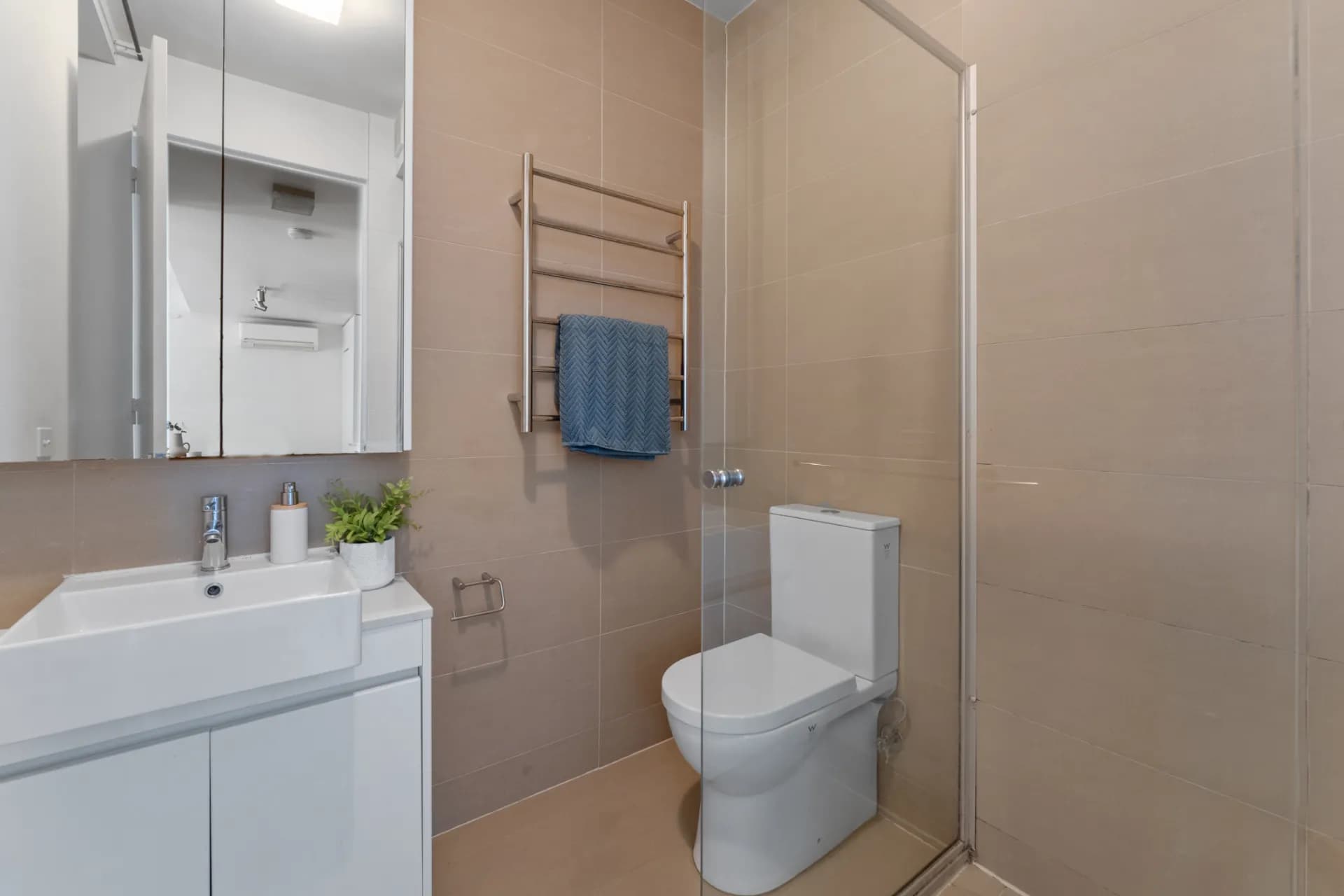 102/704 Victoria Street, North Melbourne., North Melbourne - Thumbnail 5