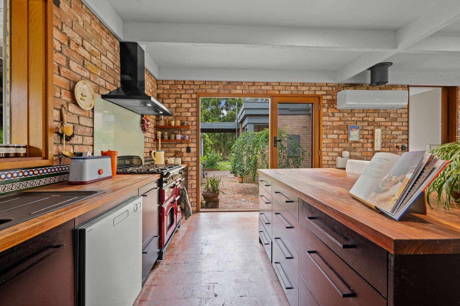 17 McConnan Street, Benalla VIC 3672, Benalla - Thumbnail 5